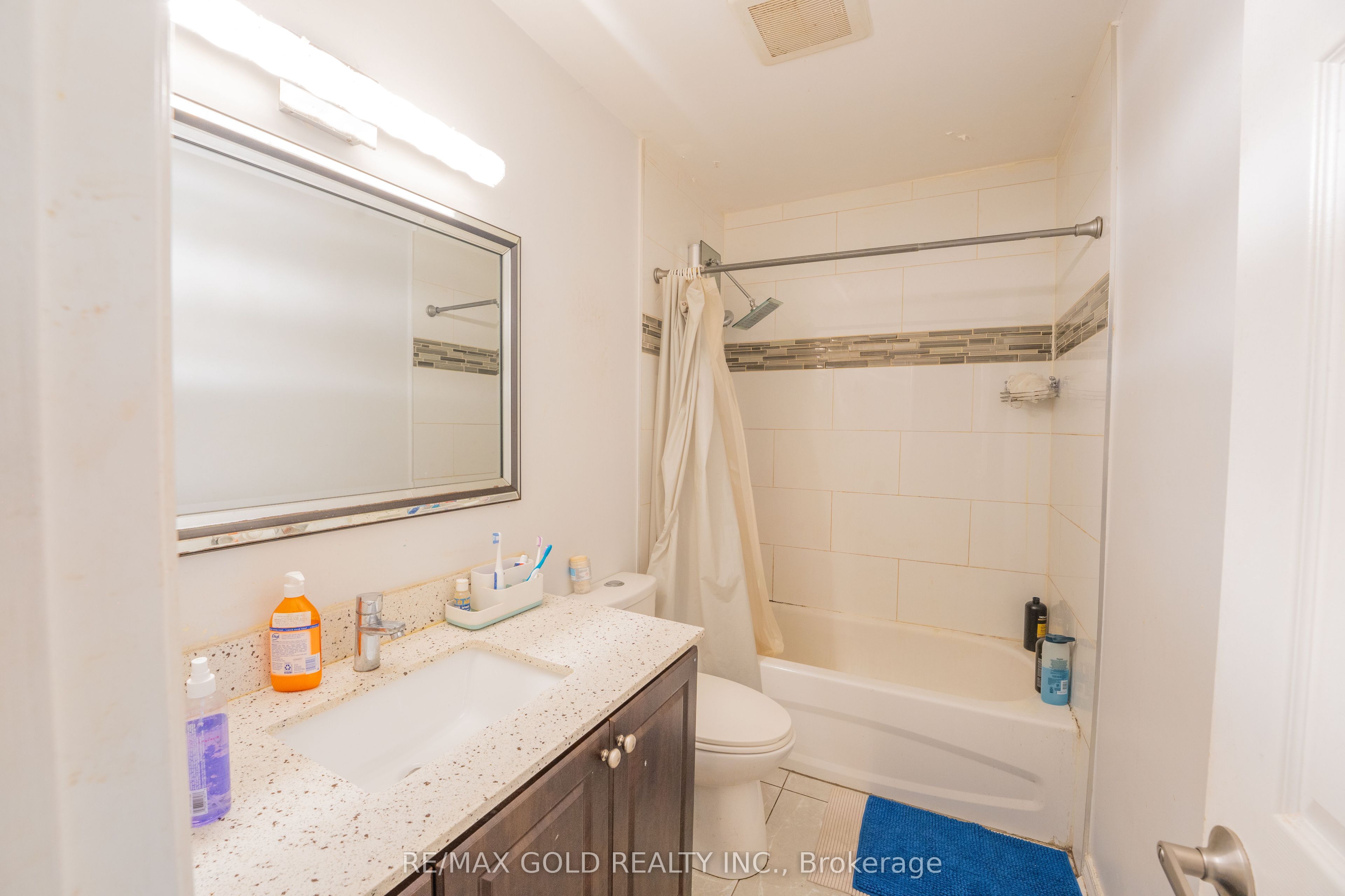 900 Central Park Drive 107 Property Photo 26