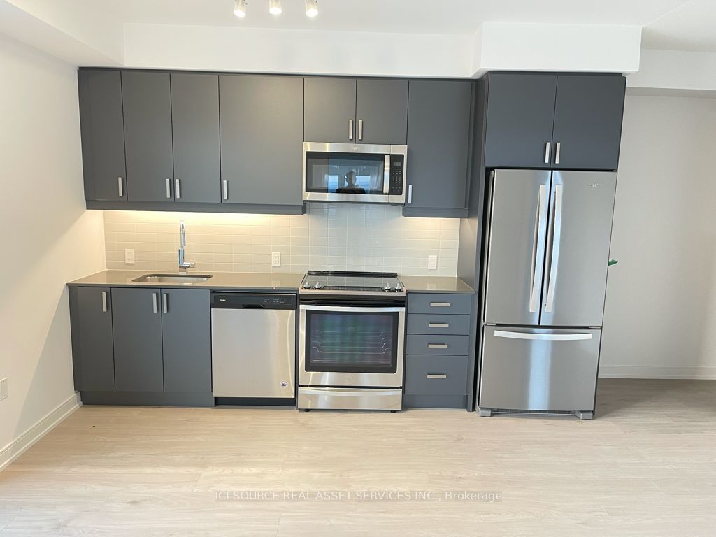 8 Nahani Way 3006 Property Photo 6