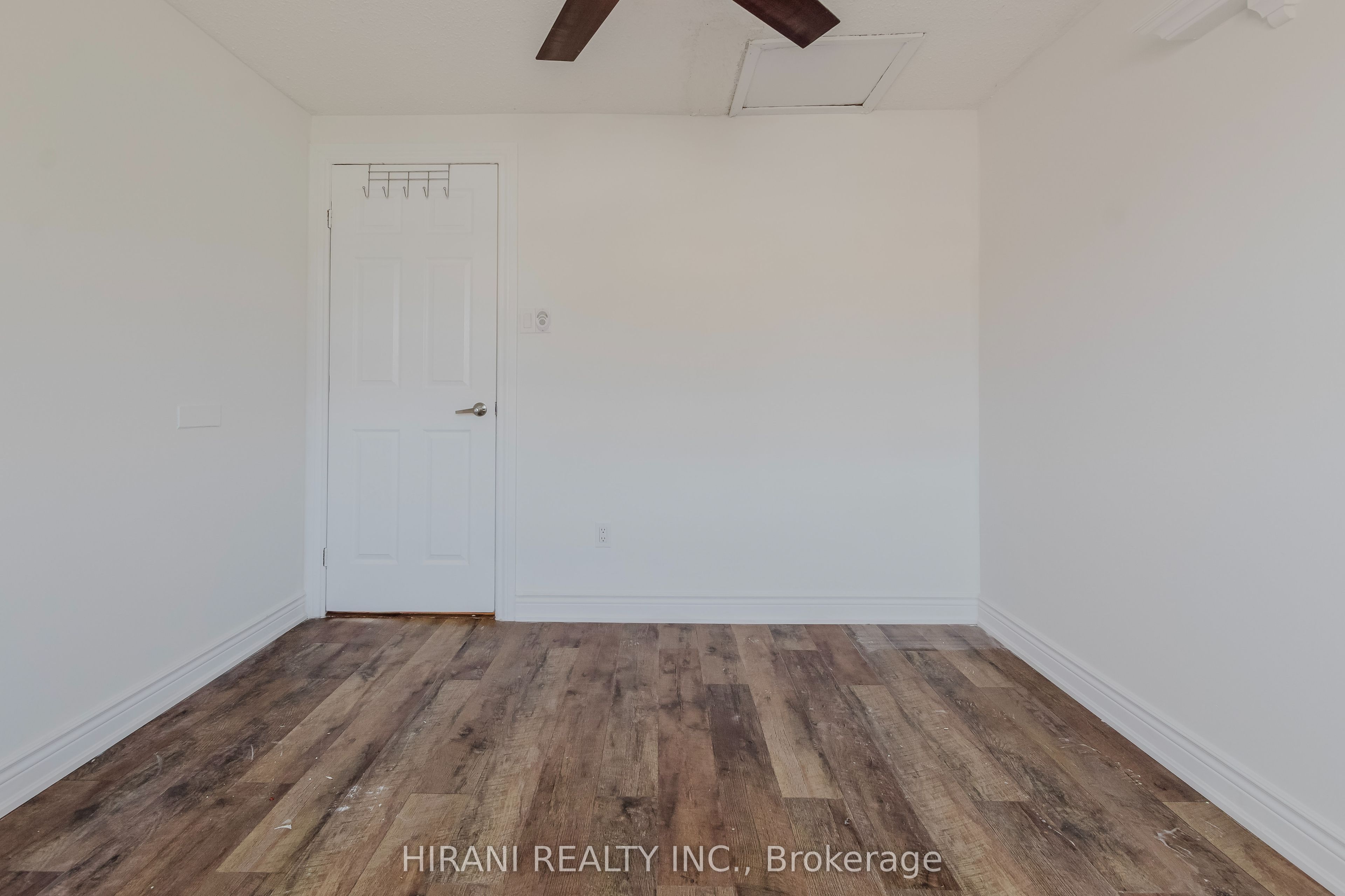 75 Royal Salisbury Way Property Photo 11