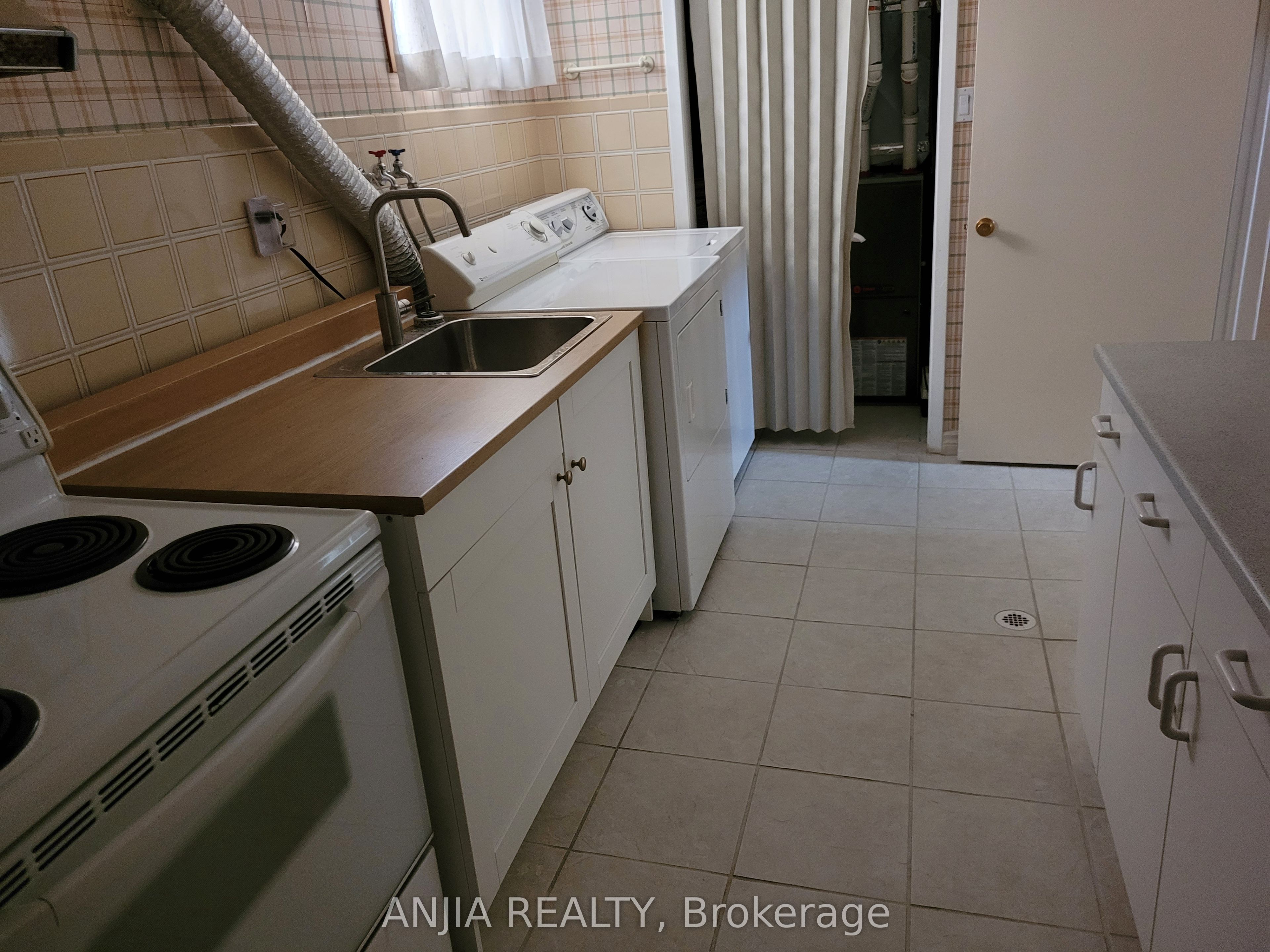 1299 Shamir Crescent Basement Property Photo 11