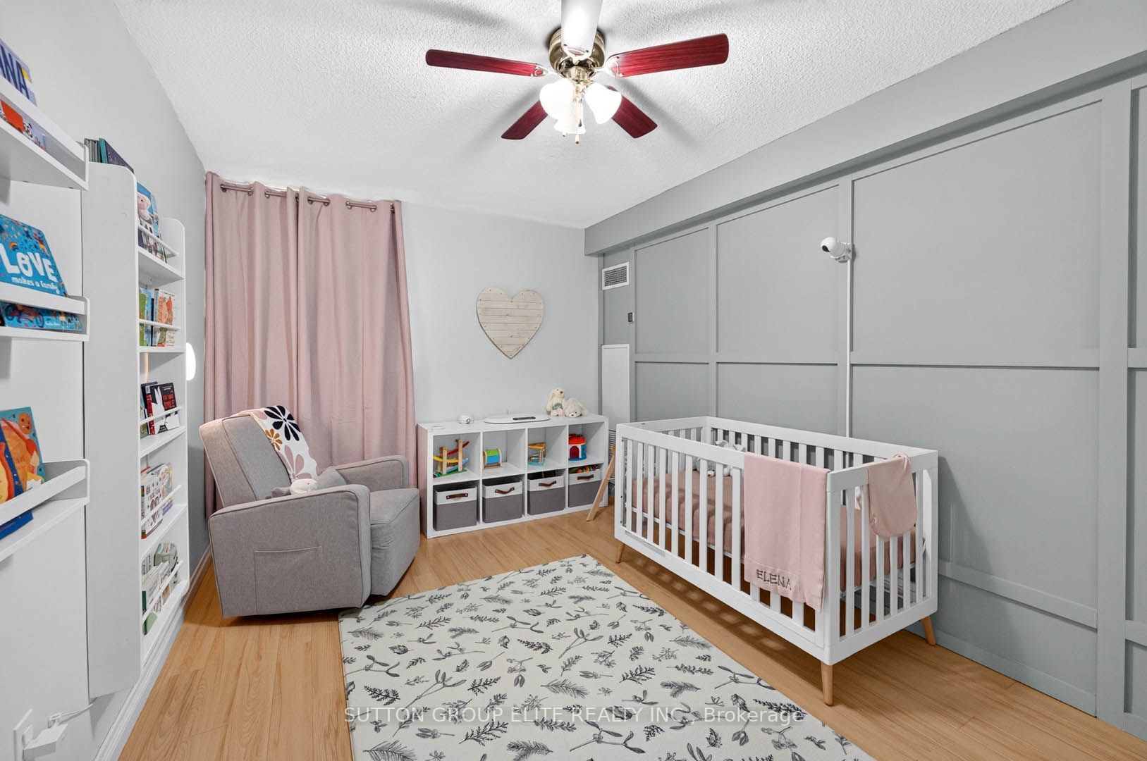 820 Burnhamthorpe Road 2010 Property Photo 22