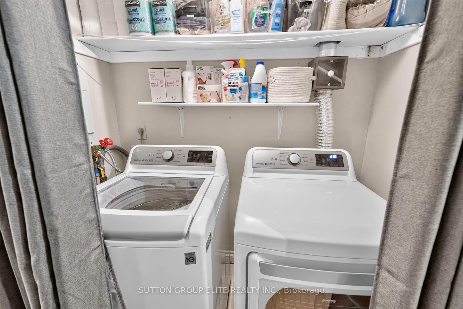 820 Burnhamthorpe Road 2010 Property Photo 27