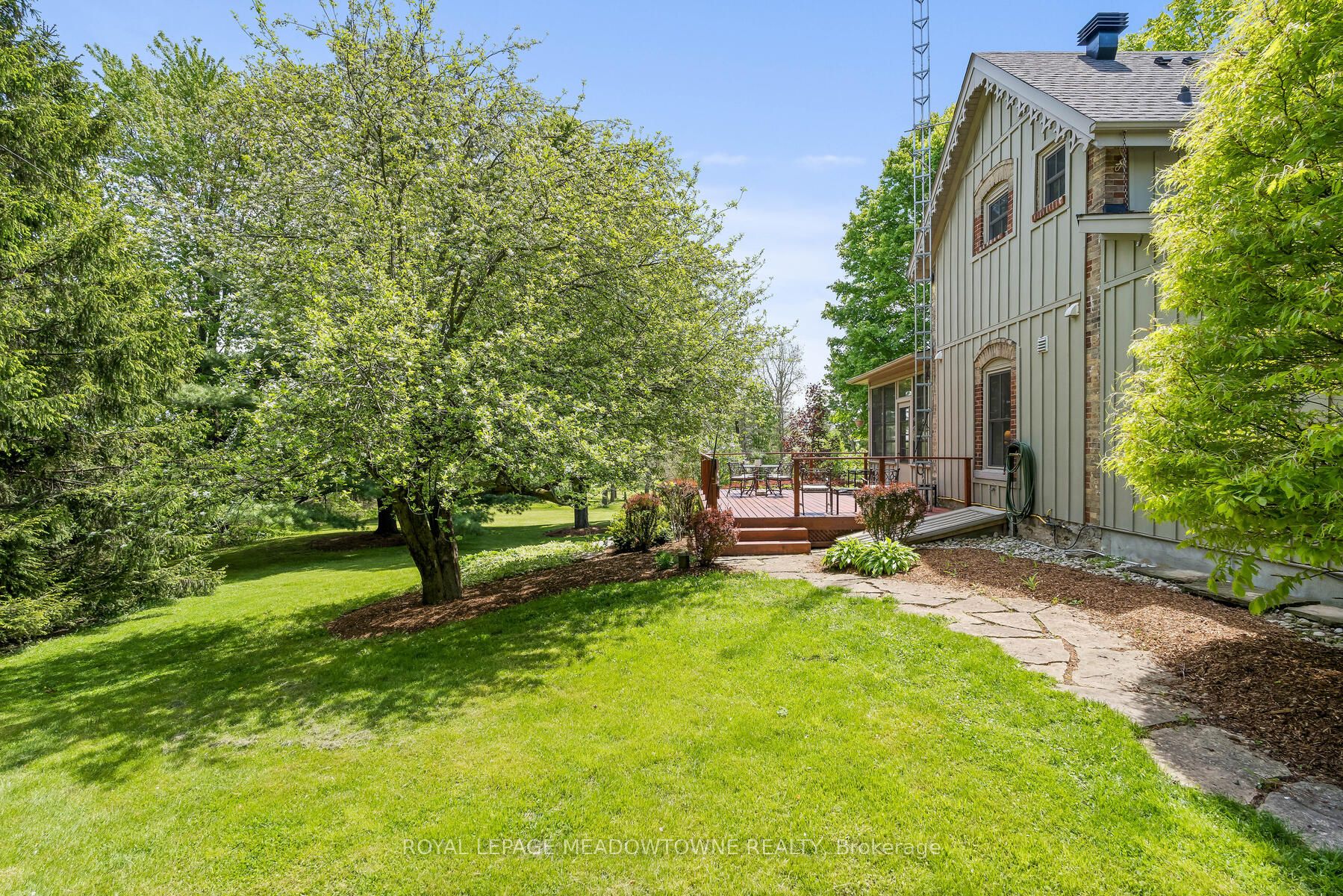 10319 15 Side Road Property Photo 39