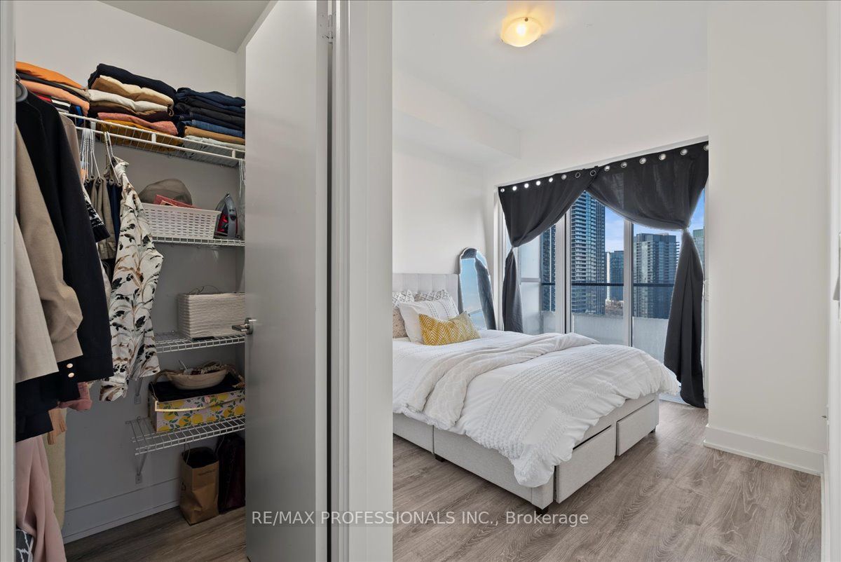 30 Shore Breeze Drive 1422 Property Photo 18