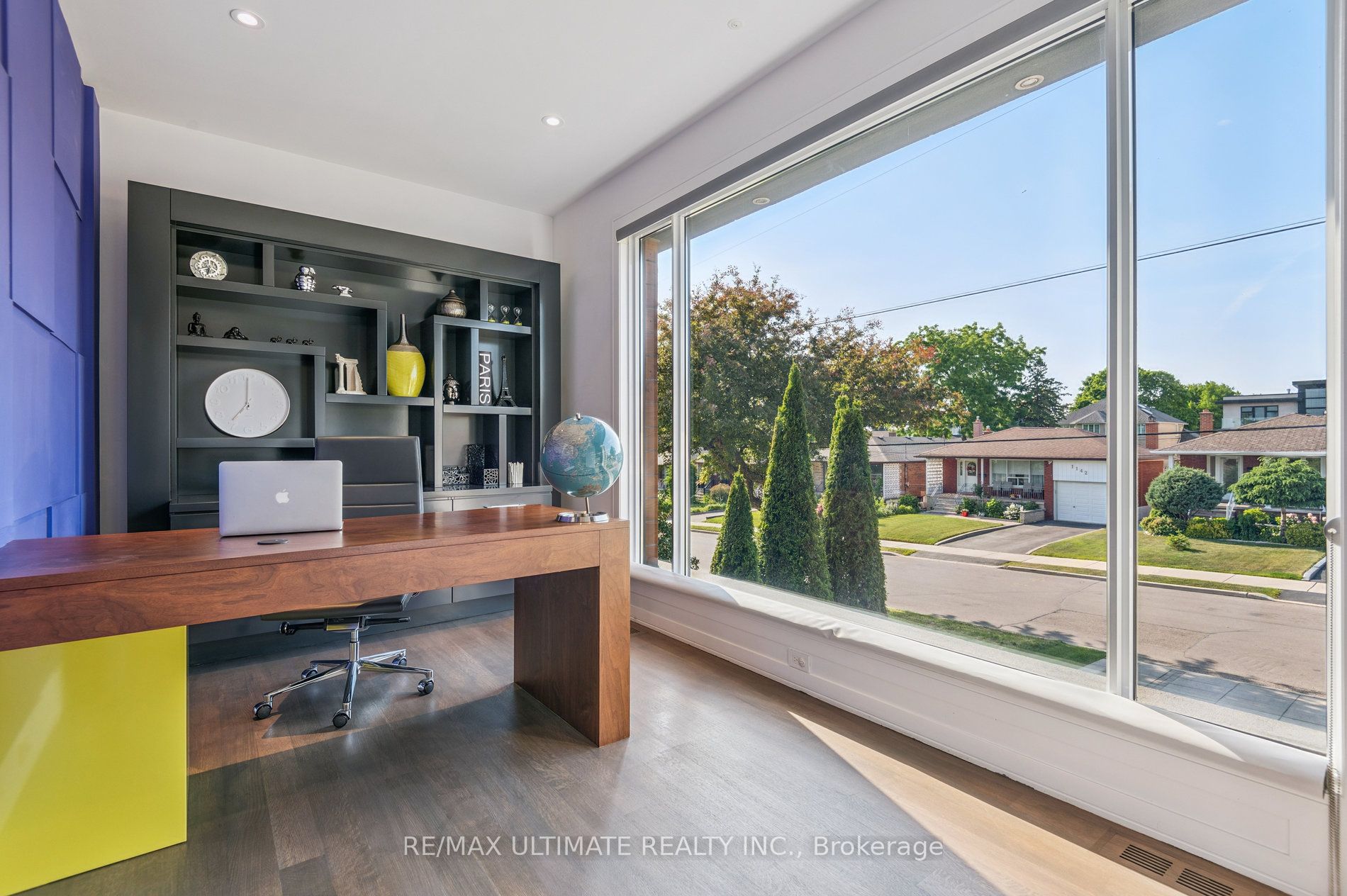 1139 Glengrove Avenue W Property Photo 15