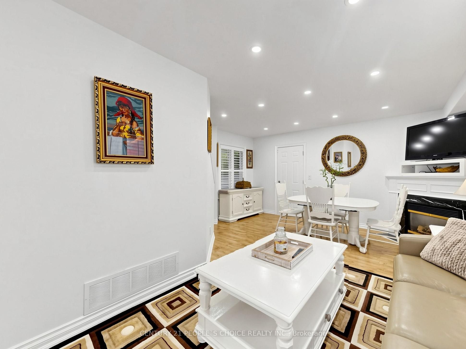 5812 Sidmouth Street Property Photo 6
