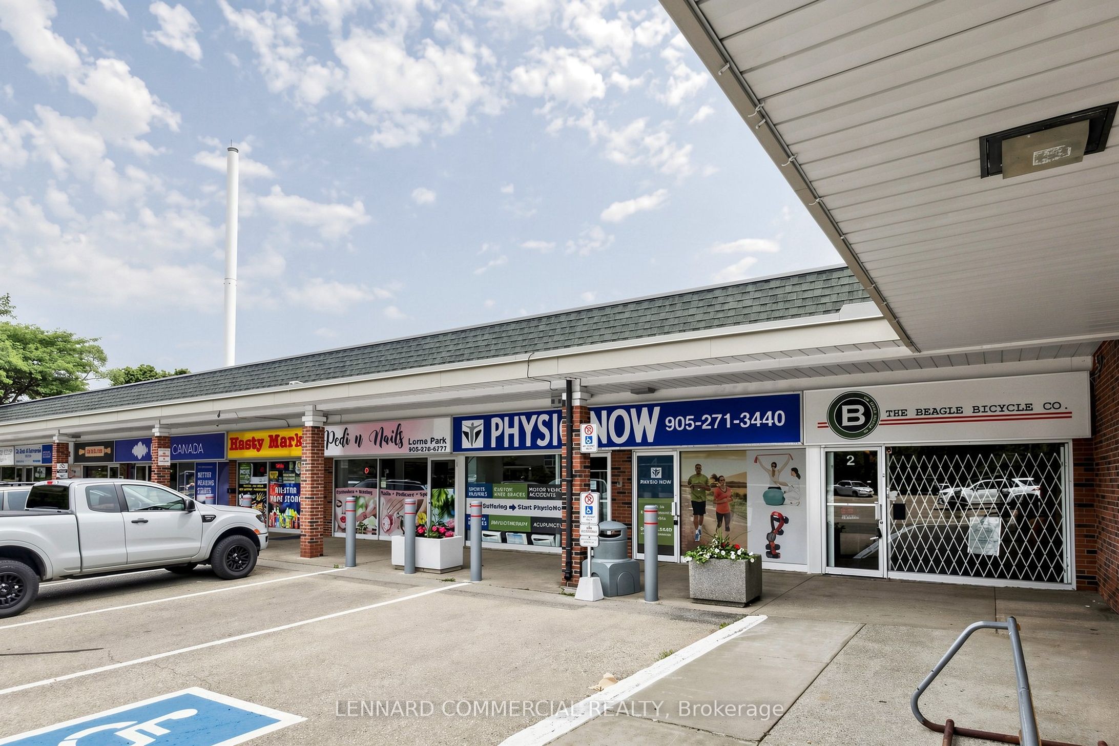 1150 Lorne Park Rd Road 2 Property Photo 2