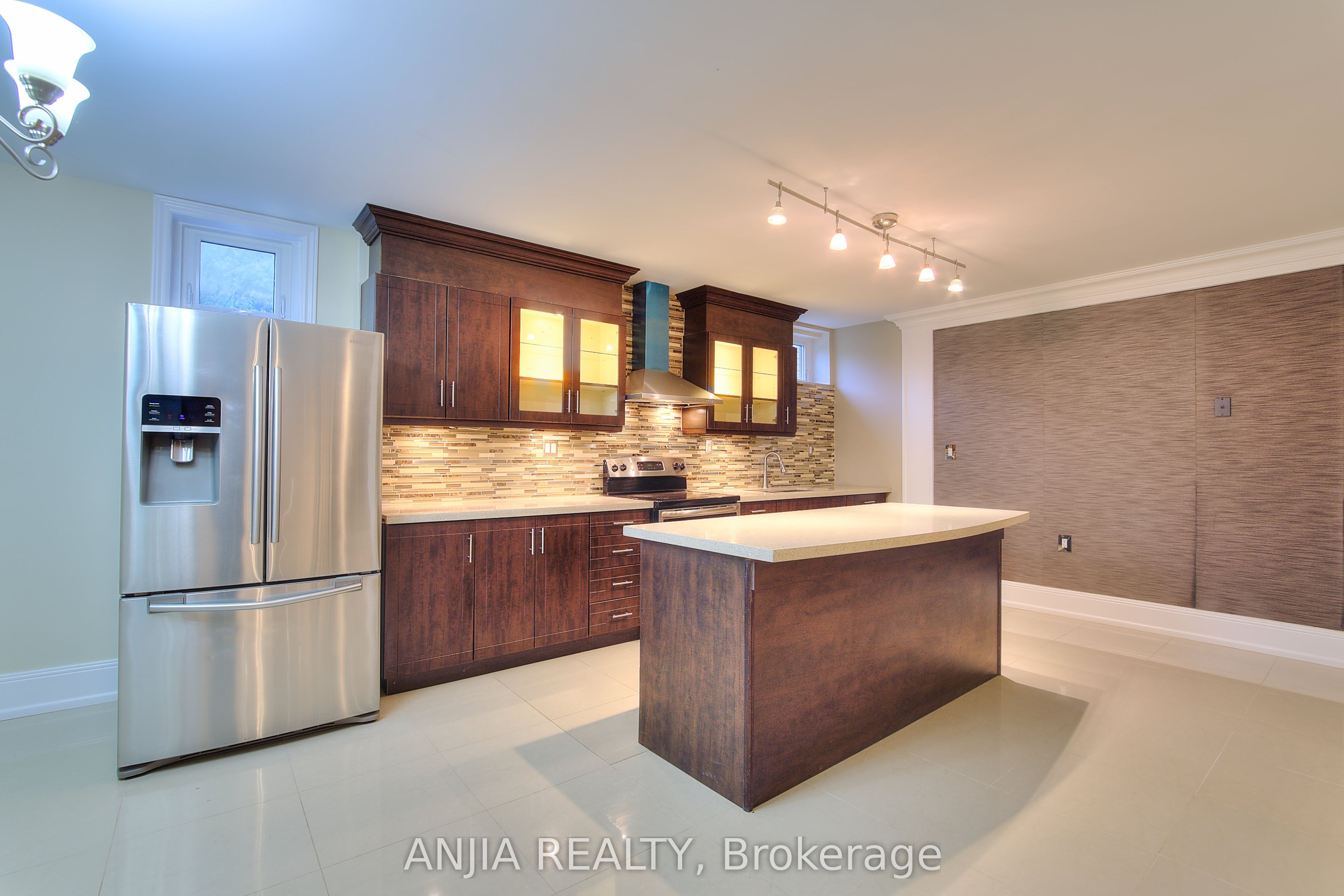 44 Bellini Avenue Property Photo 27