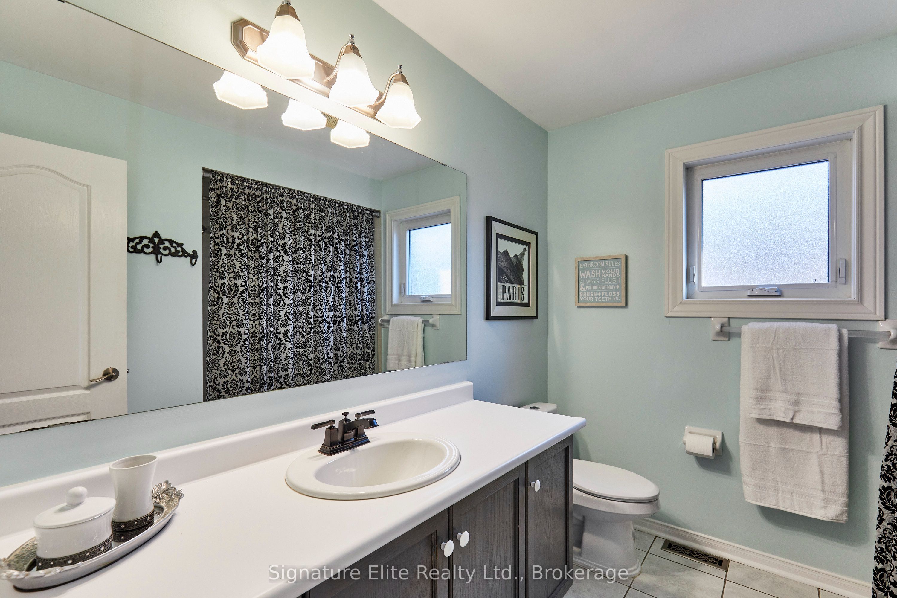 954 Mantle Crescent Property Photo 25