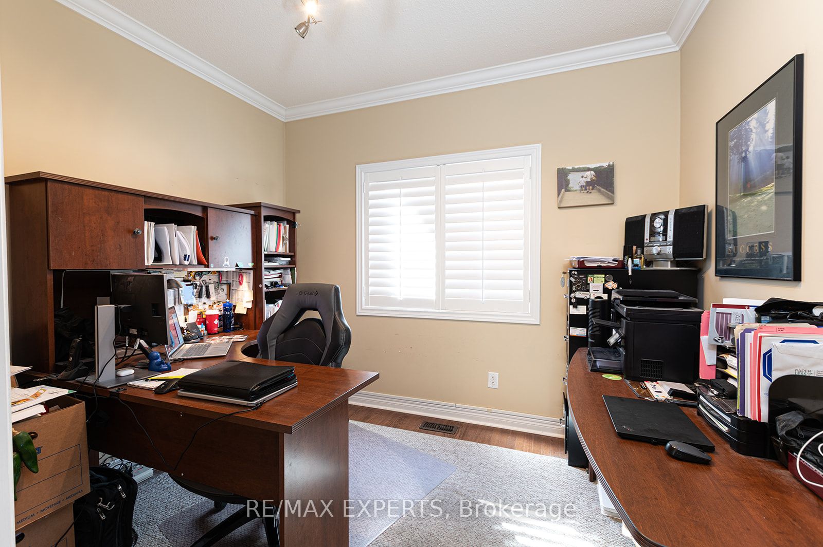 34 Laurentide Crescent Property Photo 12