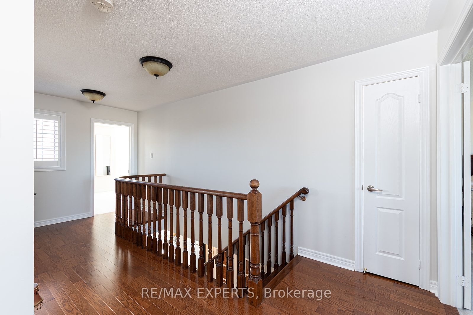 34 Laurentide Crescent Property Photo 24