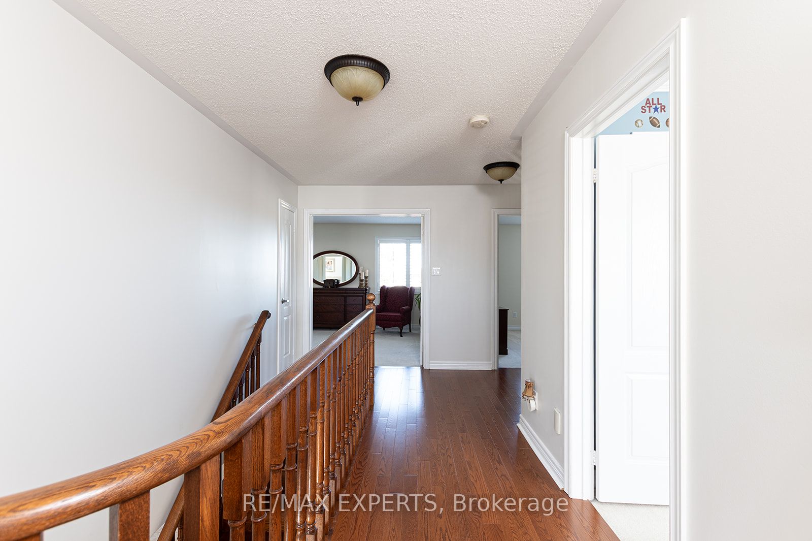 34 Laurentide Crescent Property Photo 25