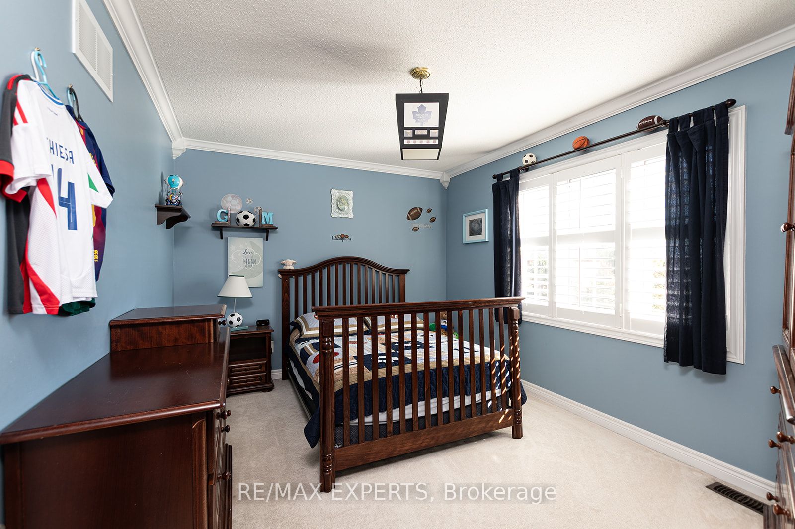34 Laurentide Crescent Property Photo 29