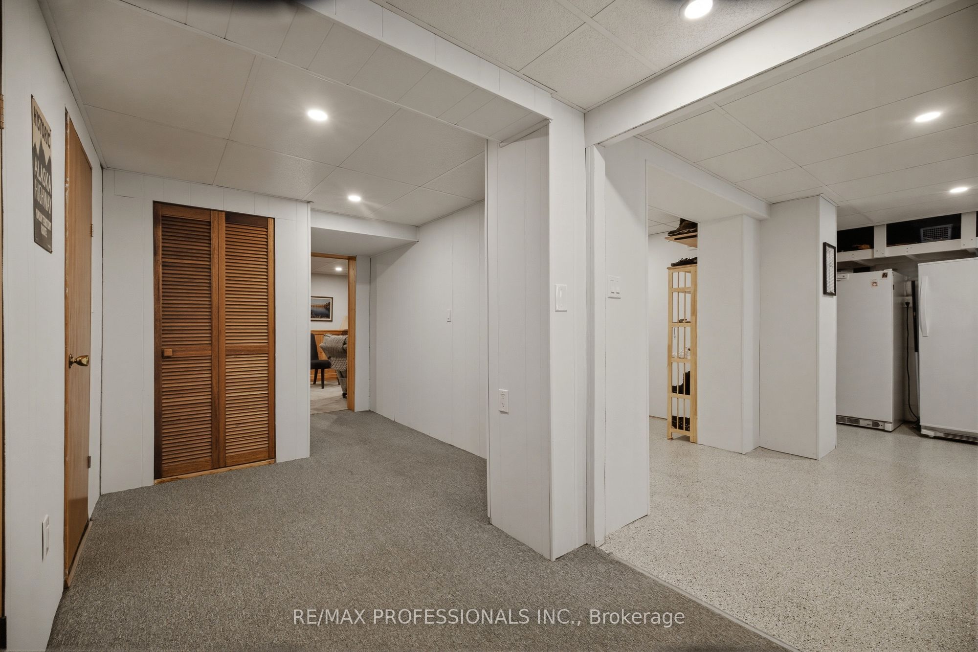 580 Exbury Crescent Property Photo 18