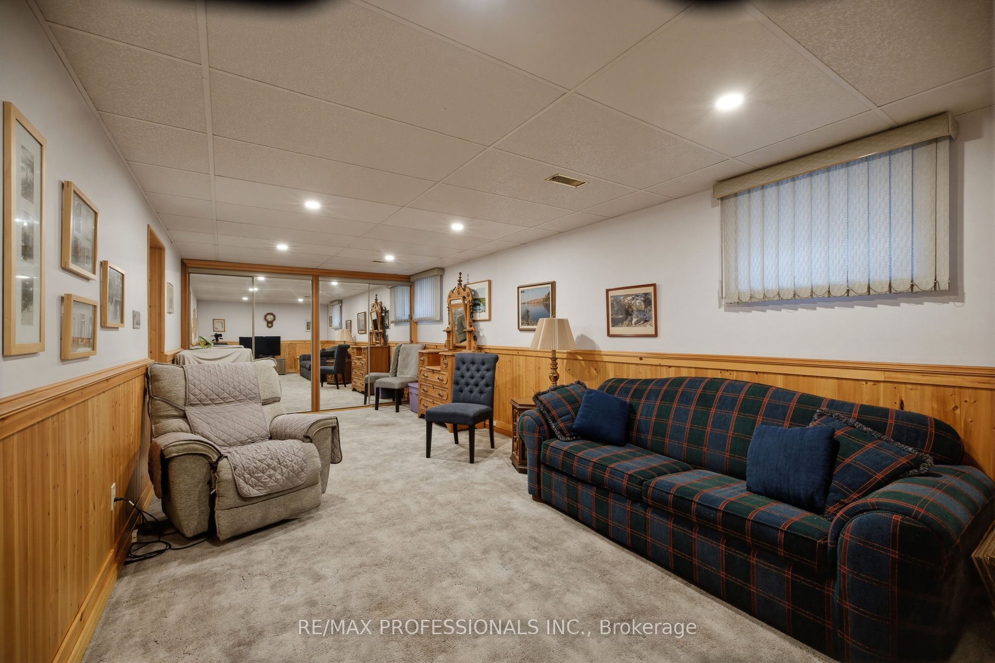 580 Exbury Crescent Property Photo 20
