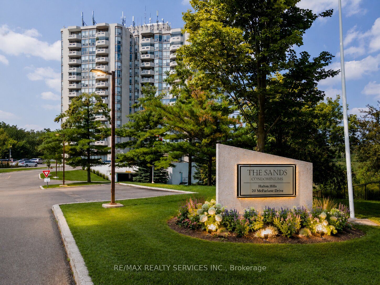 20 McFarlane Drive 107 Property Photo 1