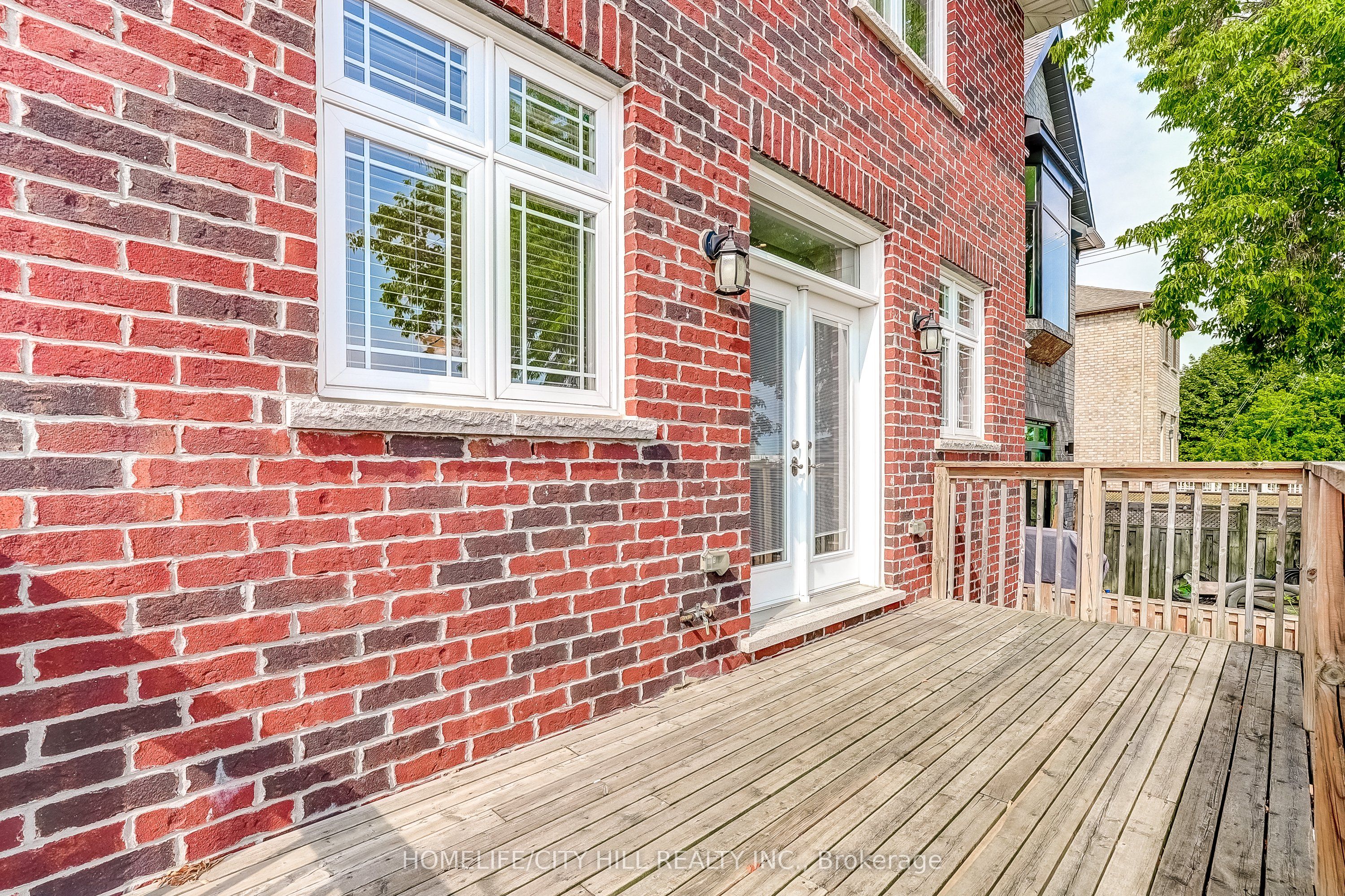 107 Brownville Avenue Property Photo 33