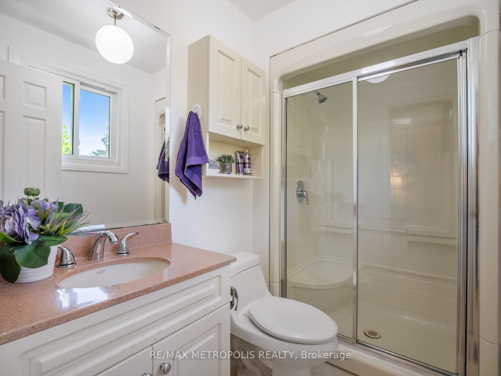 144 All Saints Crescent Property Photo 28