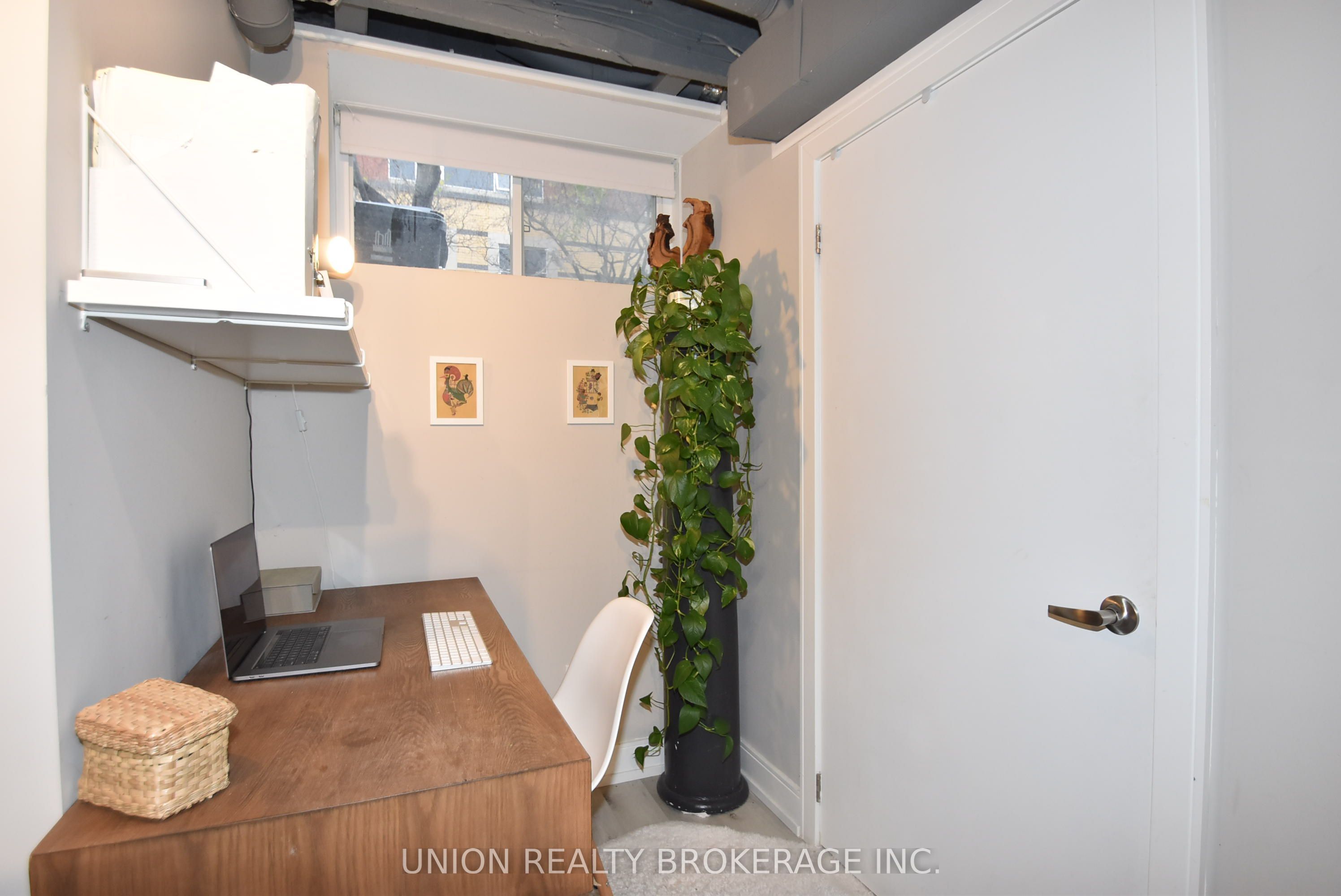 66 Lansdowne Avenue 1 Property Photo 13