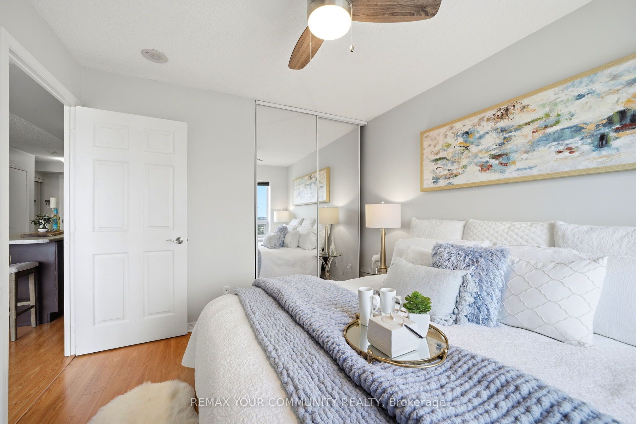 60 Heintzman Street 2102 Property Photo 6