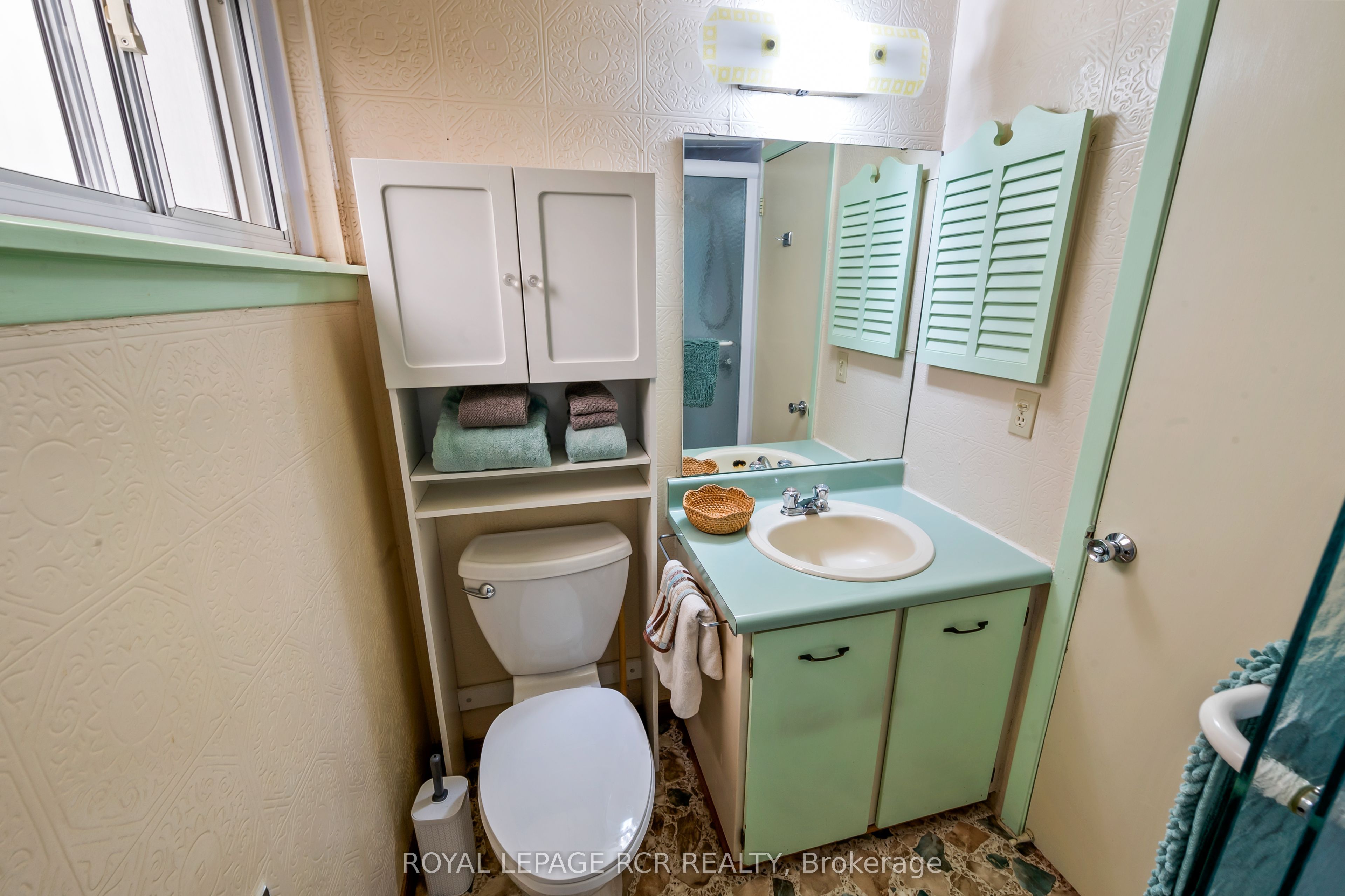 7 Cardwell Street Property Photo 17