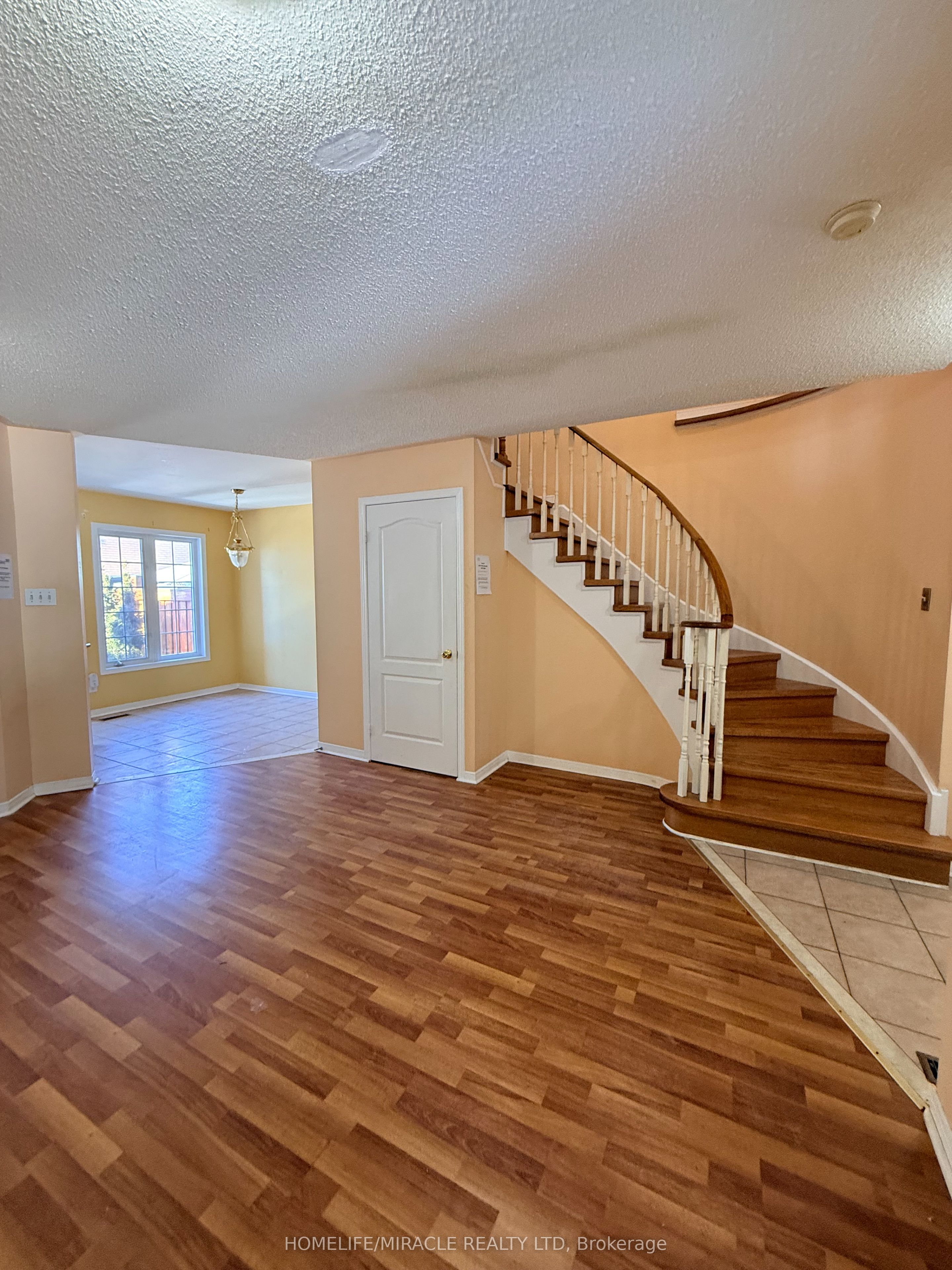 137 Pressed Brick Drive Property Photo 11