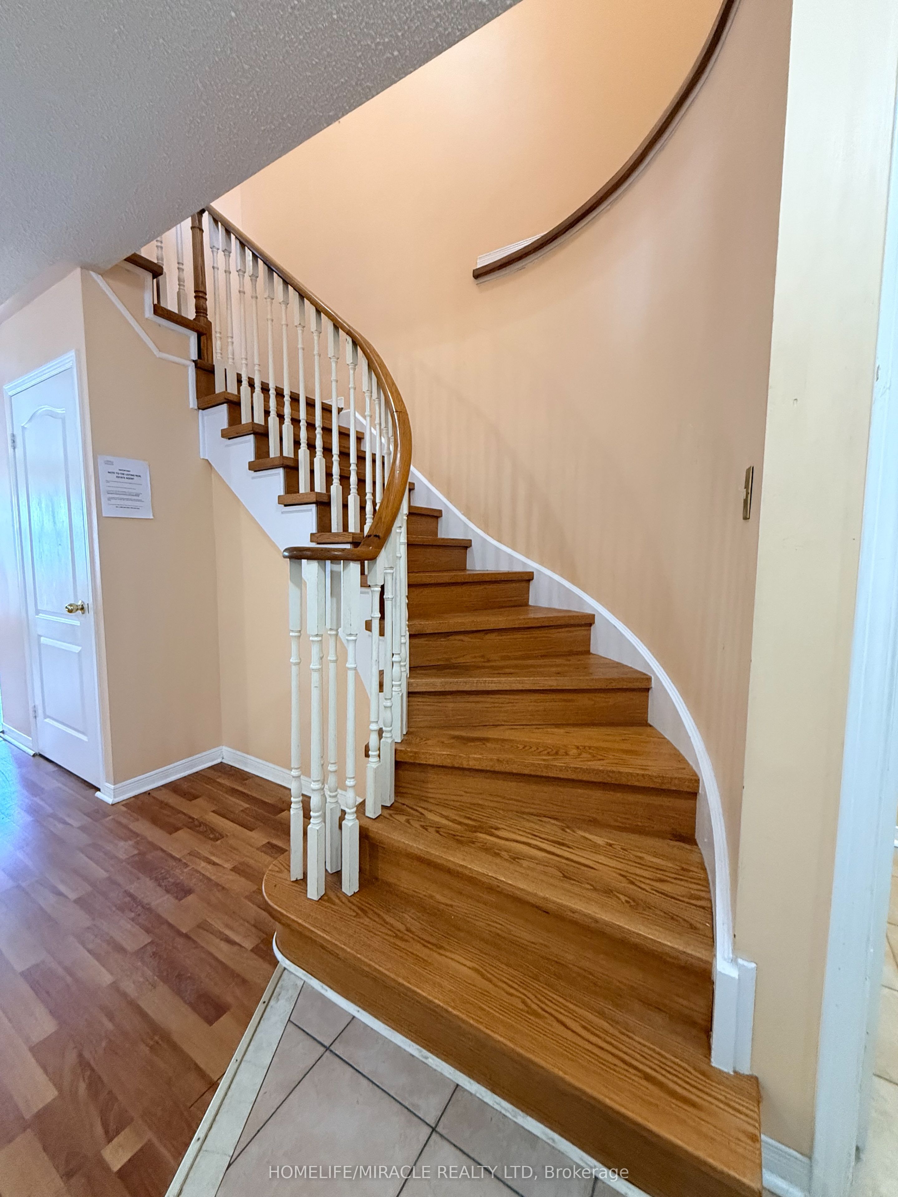 137 Pressed Brick Drive Property Photo 28