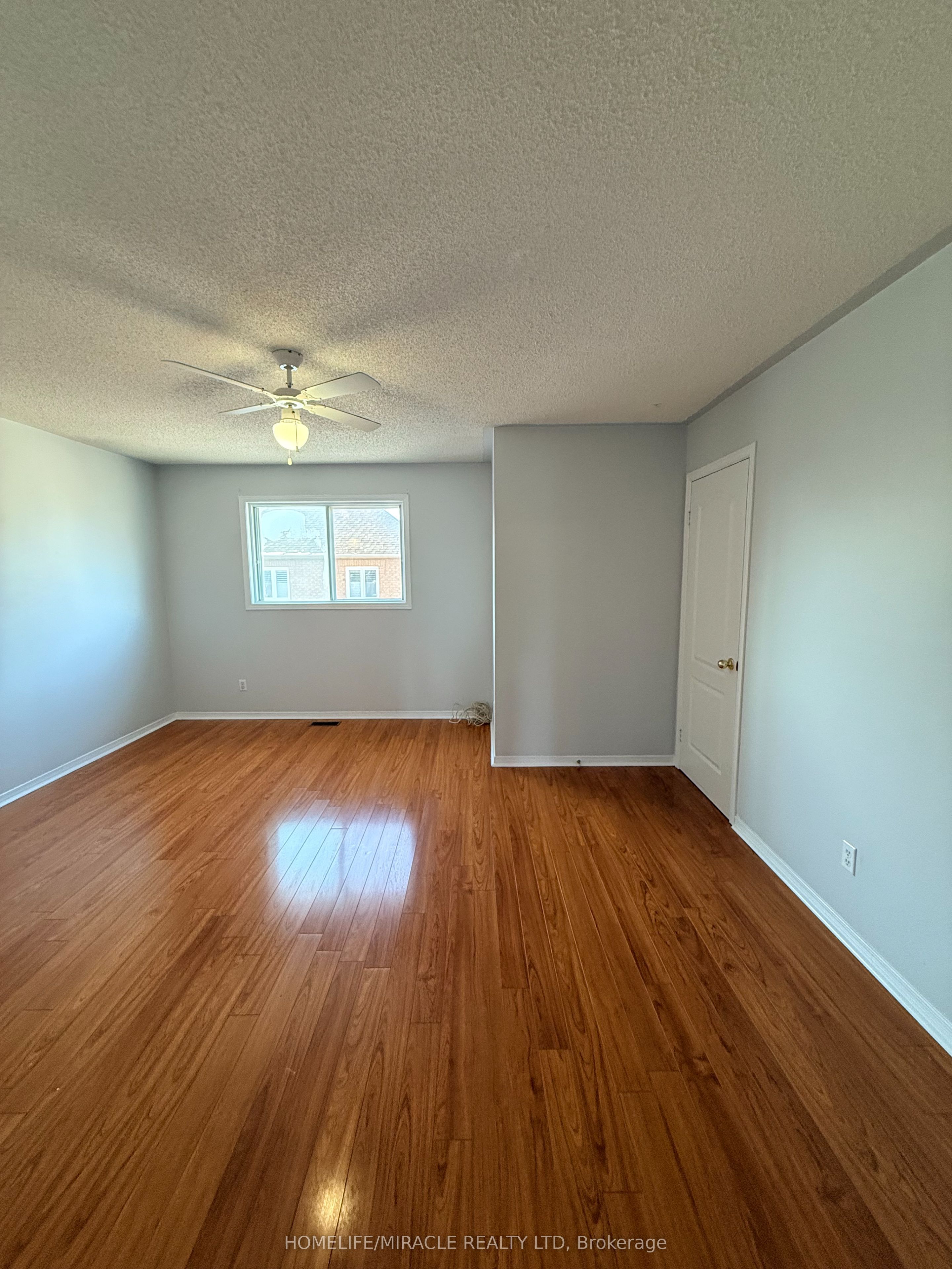 137 Pressed Brick Drive Property Photo 29