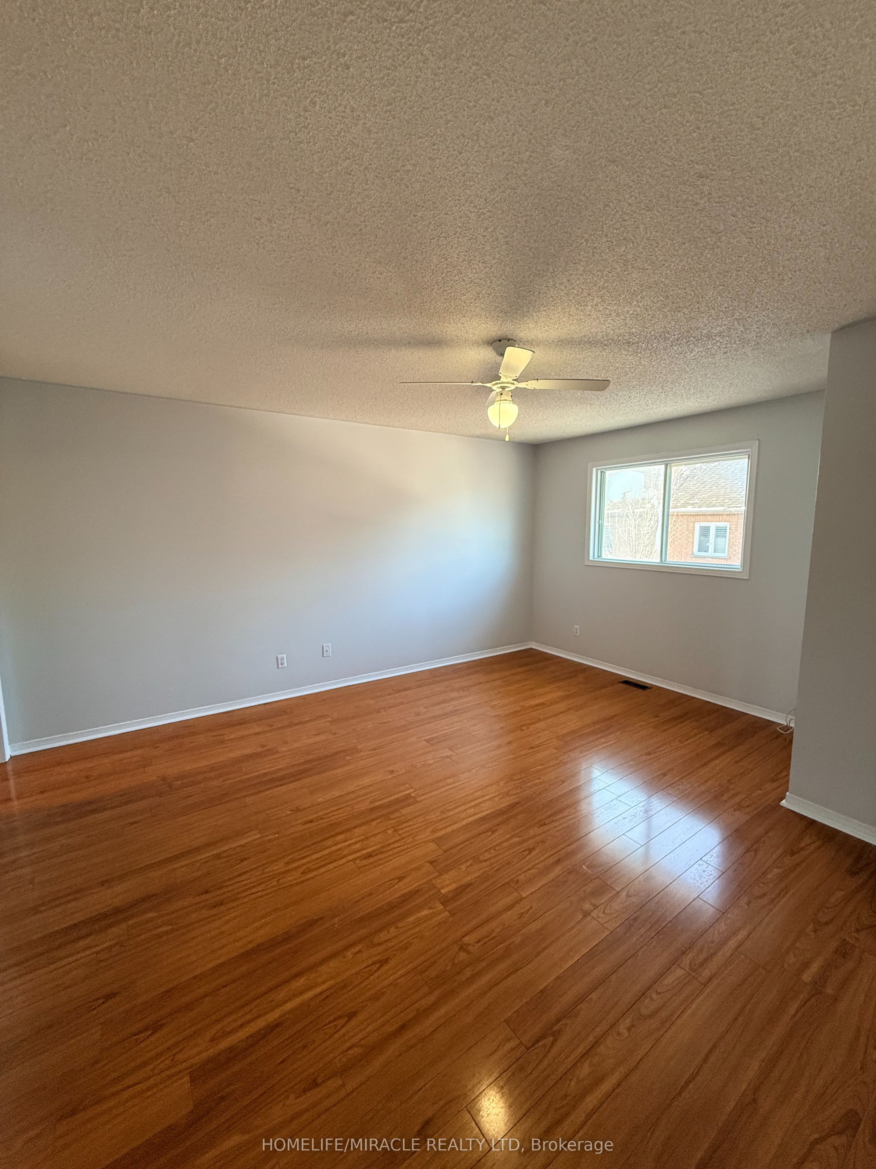 137 Pressed Brick Drive Property Photo 30