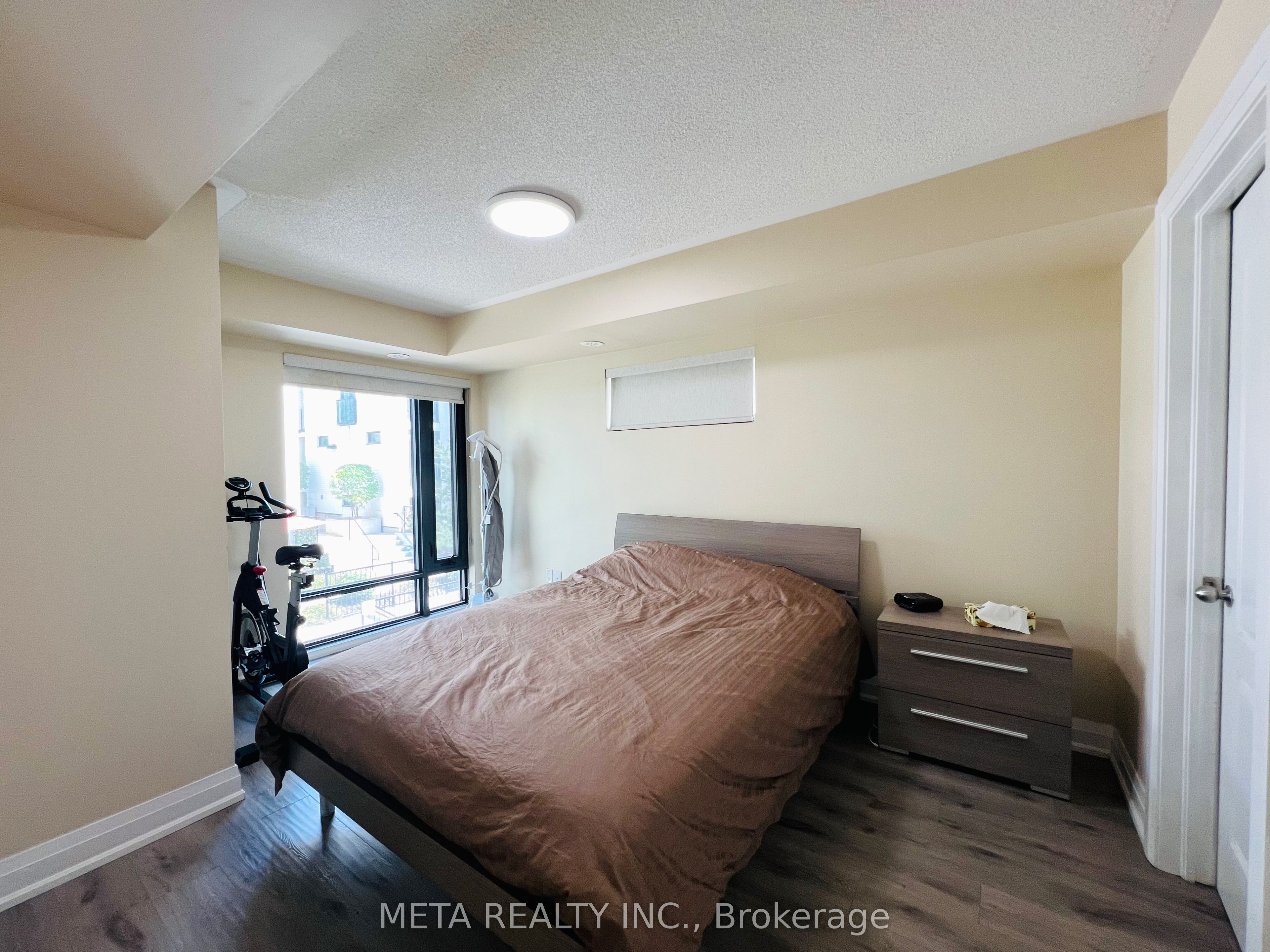138 Widdicombe Hill Boulevard 701 Property Photo 16