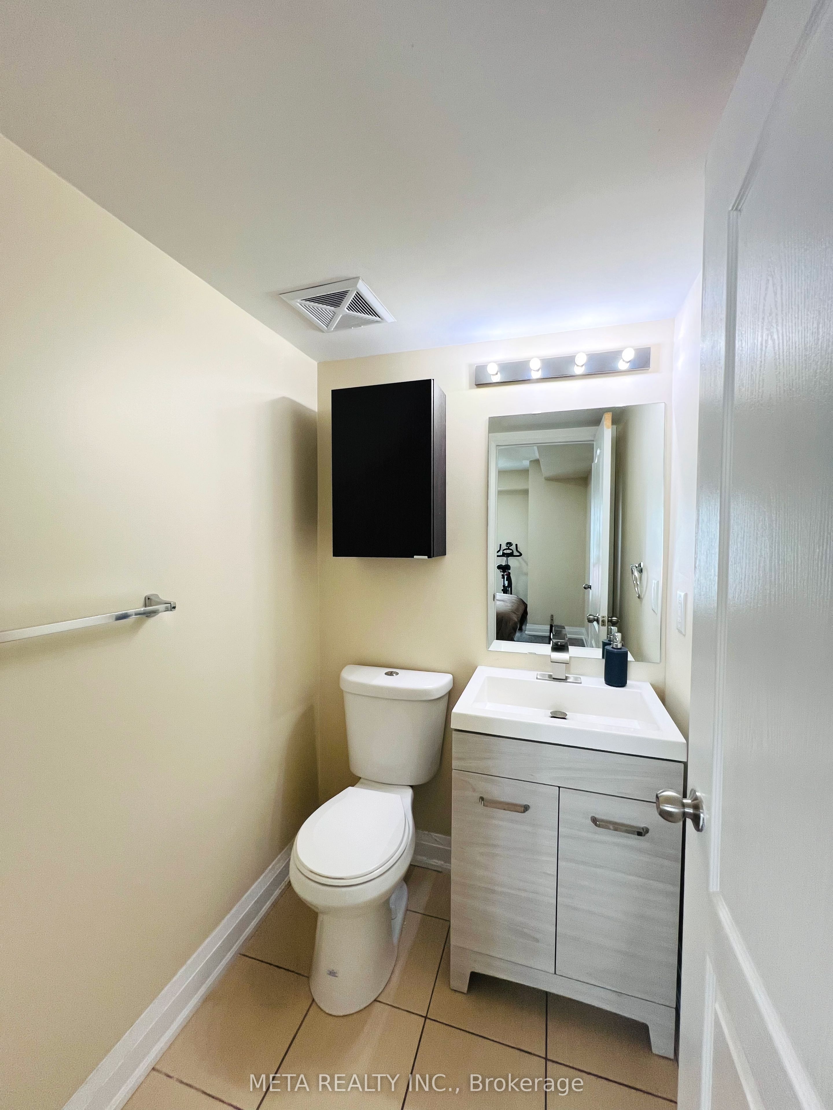 138 Widdicombe Hill Boulevard 701 Property Photo 19