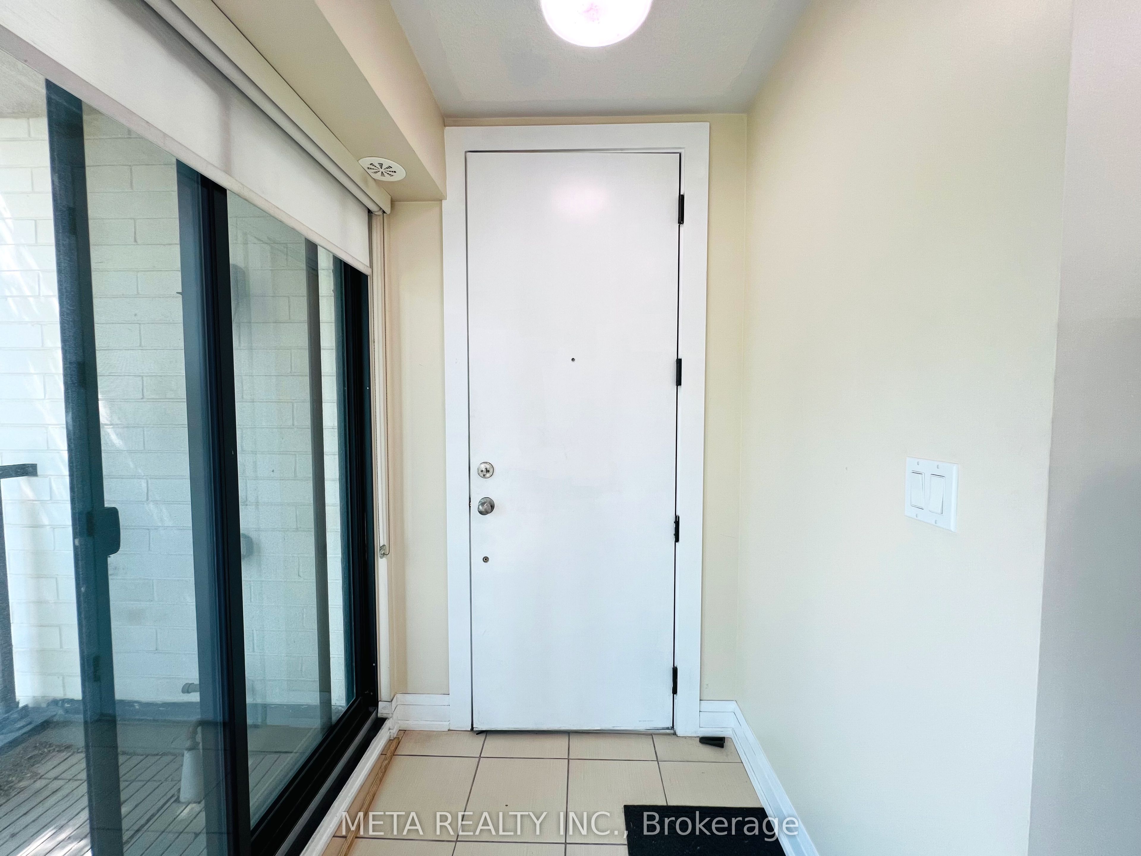 138 Widdicombe Hill Boulevard 701 Property Photo 24