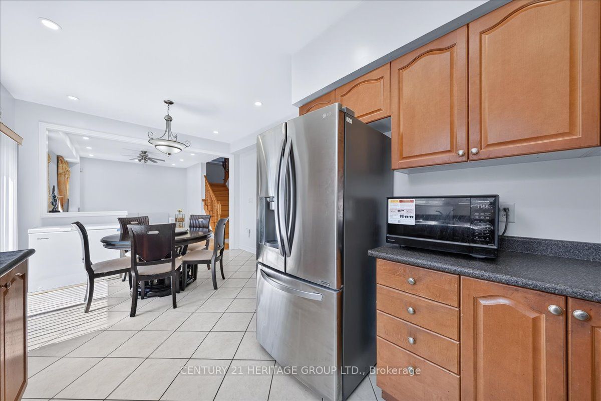 19 Reynolds Avenue Property Photo 13