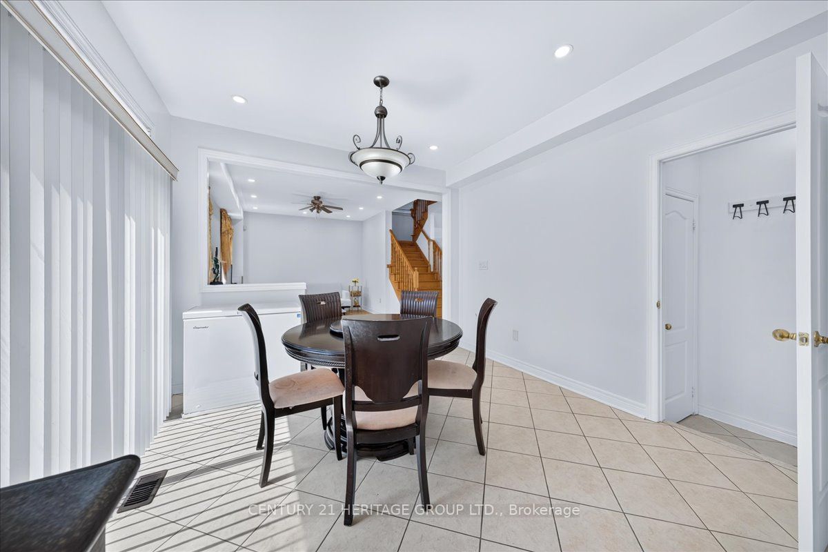 19 Reynolds Avenue Property Photo 14
