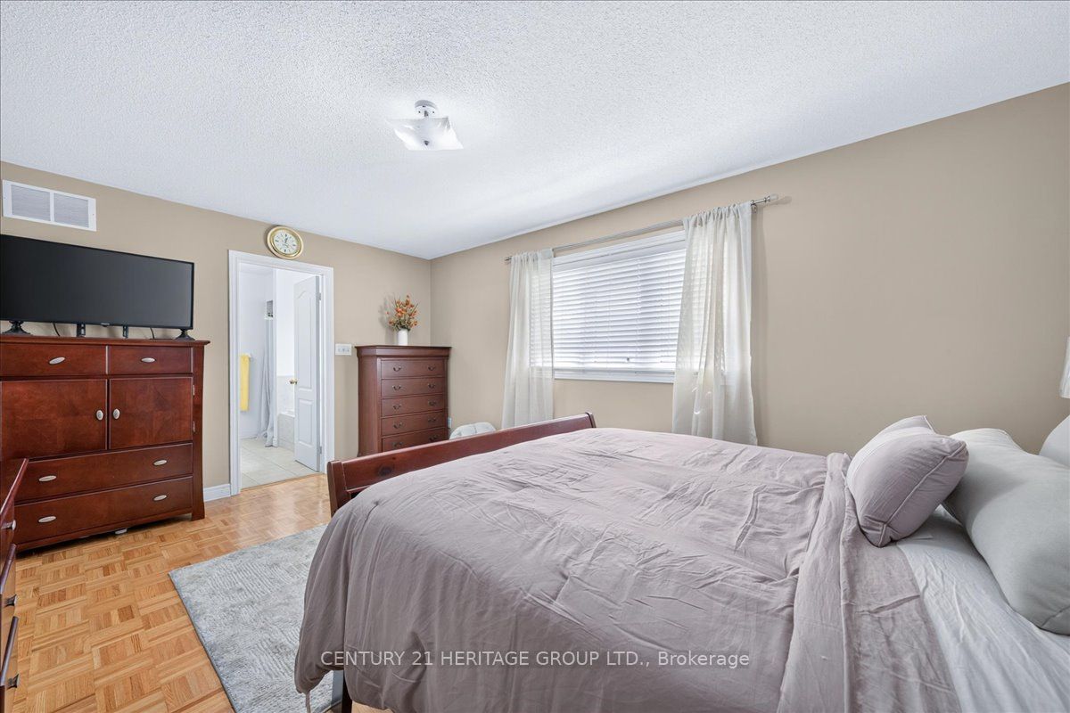 19 Reynolds Avenue Property Photo 24