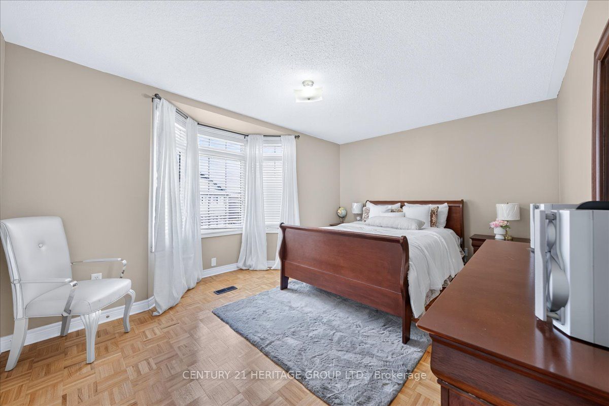 19 Reynolds Avenue Property Photo 29