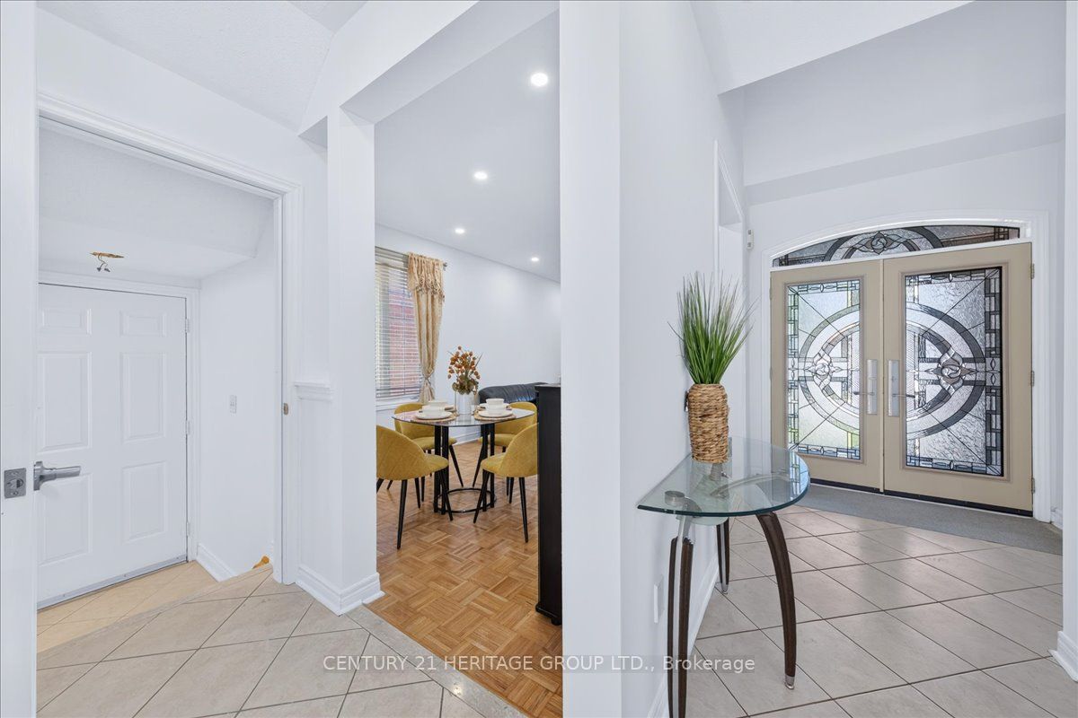 19 Reynolds Avenue Property Photo 33