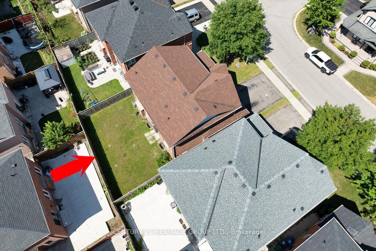 19 Reynolds Avenue Property Photo 47
