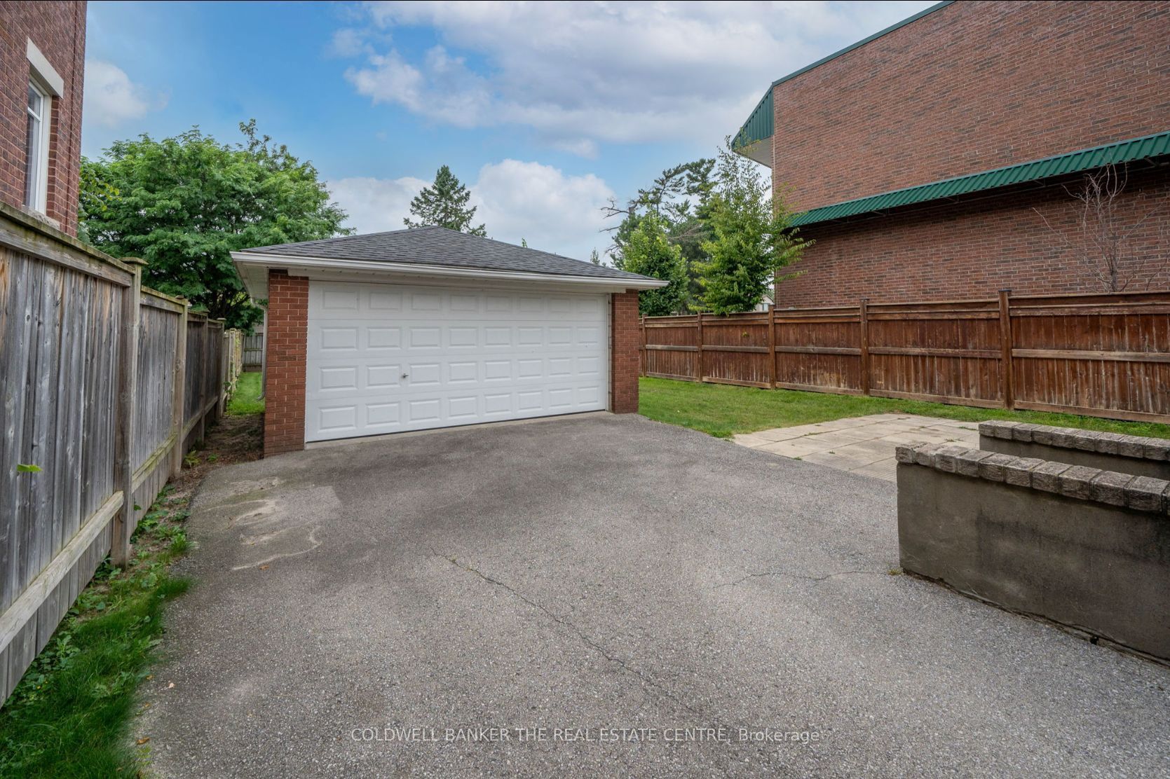 2966 Islington Avenue Property Photo 6