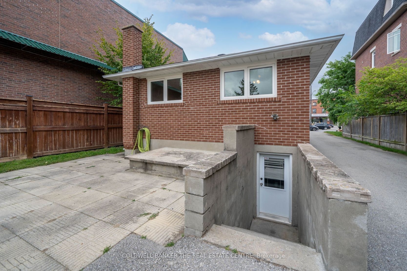 2966 Islington Avenue Property Photo 8