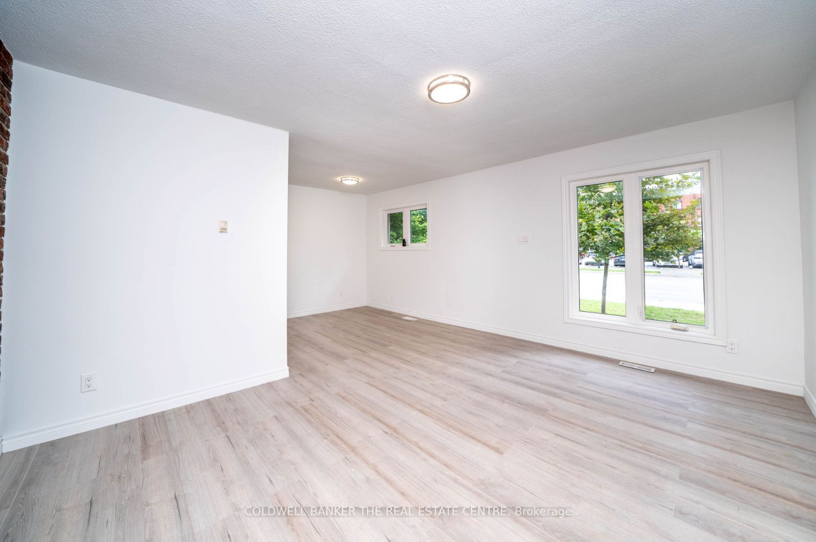 2966 Islington Avenue Property Photo 16