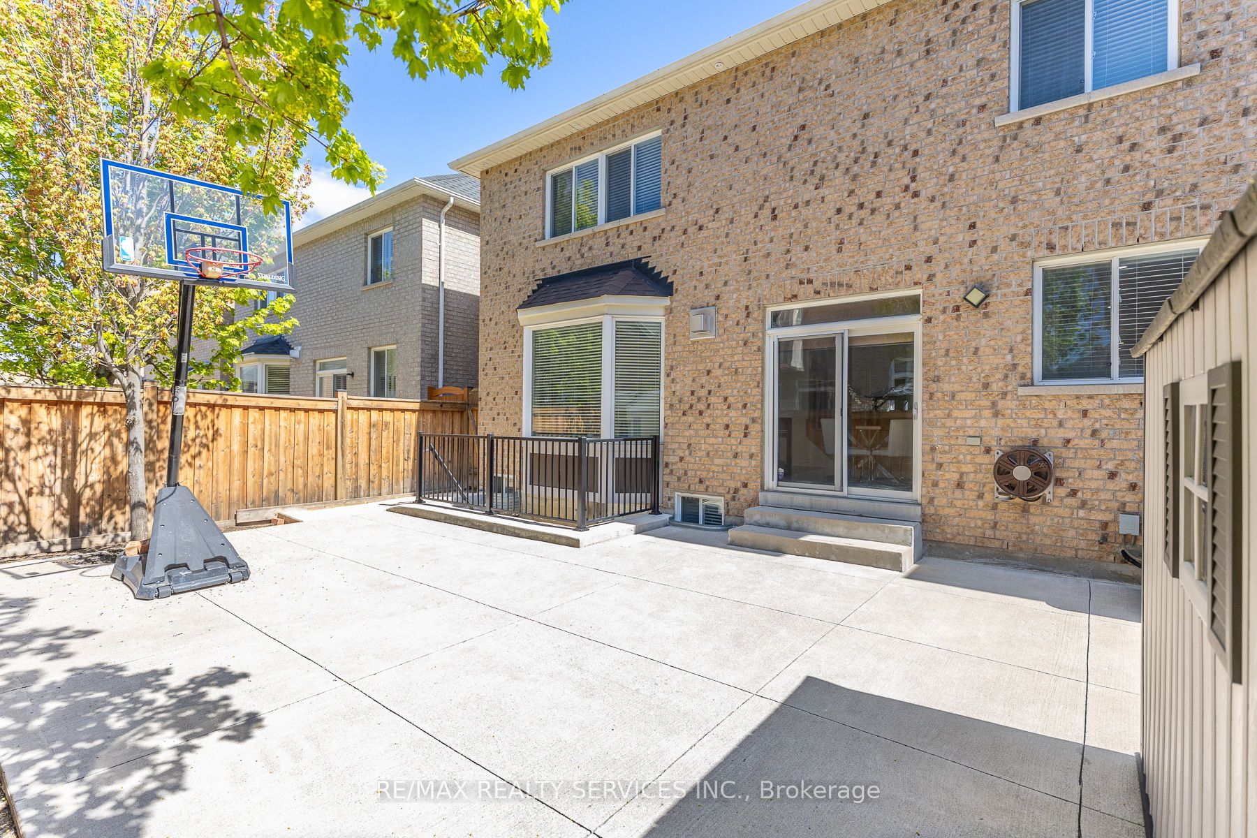 22 Berryfield Way Property Photo 42
