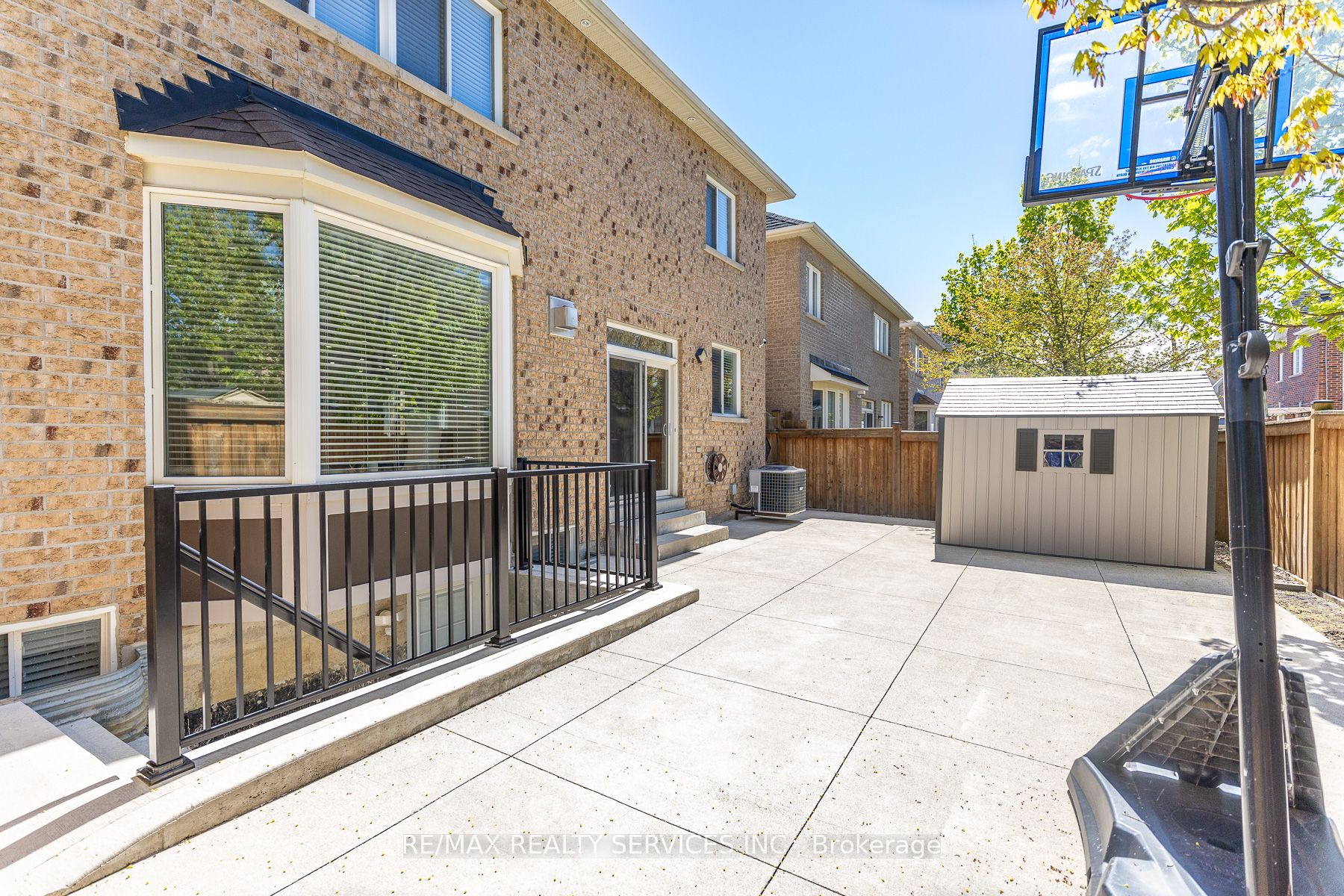 22 Berryfield Way Property Photo 43