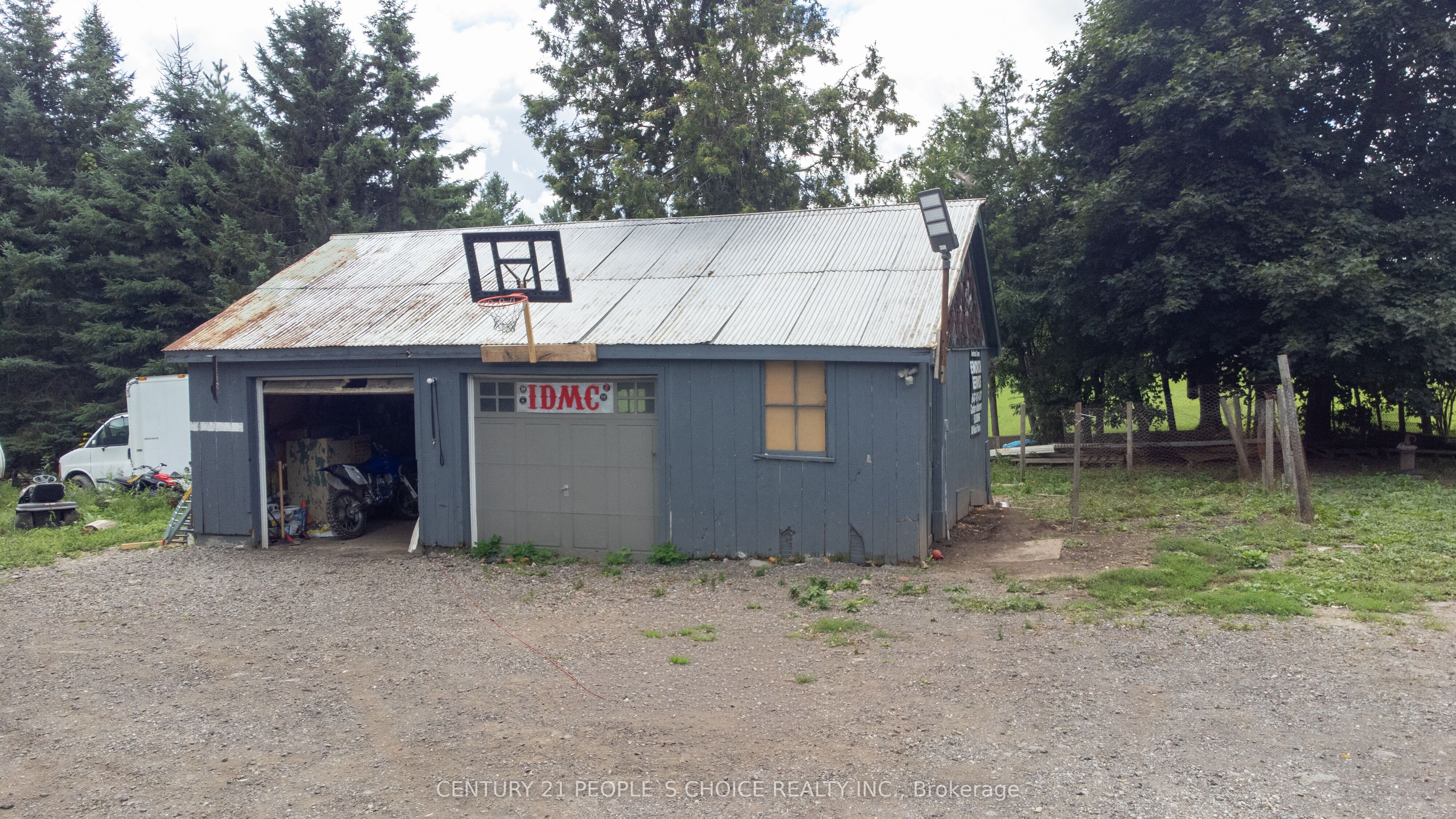 4037 Charleston Side Road Property Photo 11