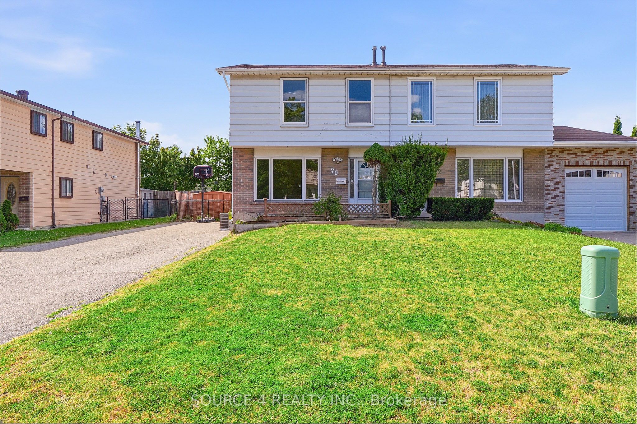 70 Griselda Crescent Property Photo 1