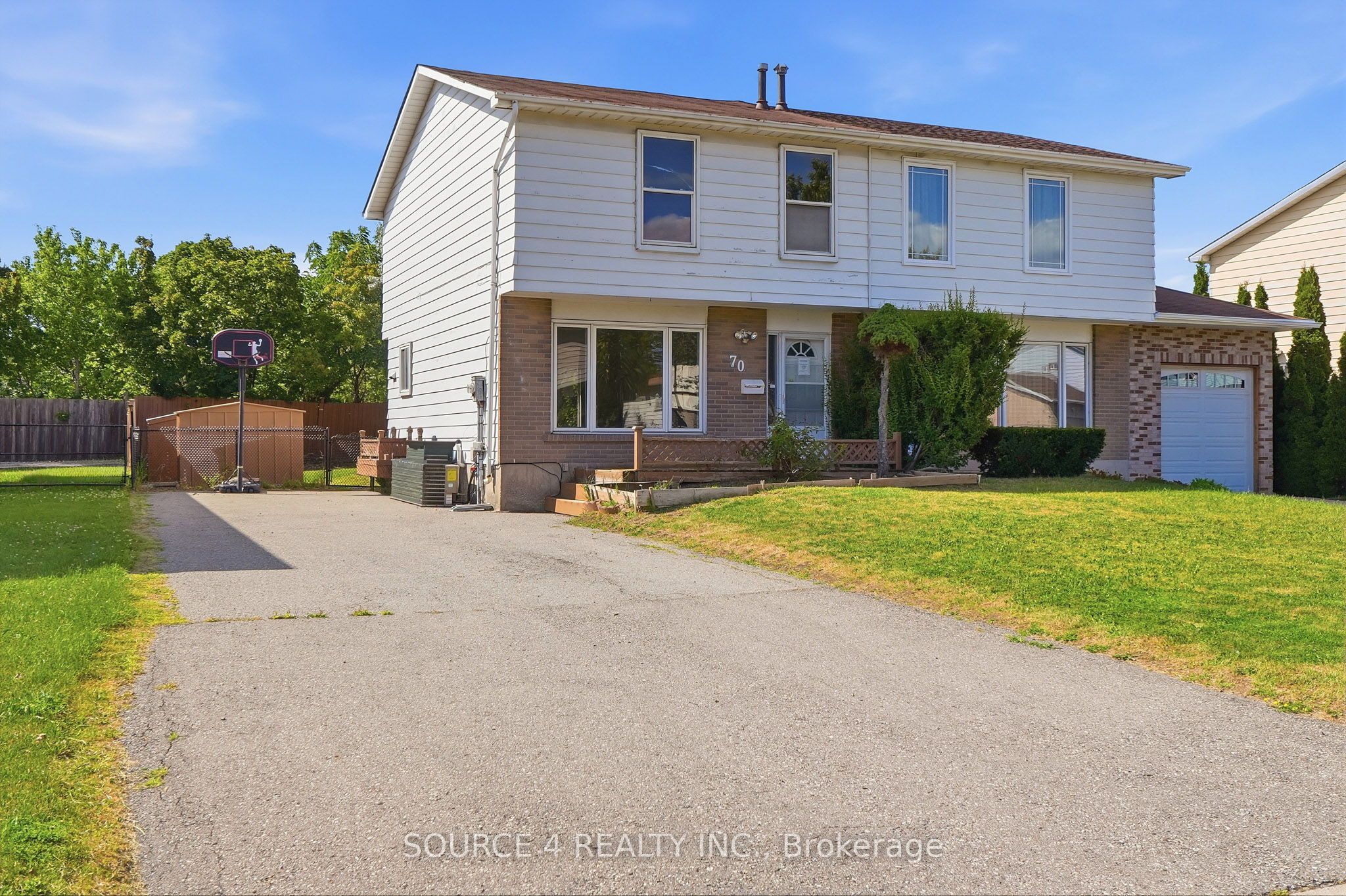 70 Griselda Crescent Property Photo 2