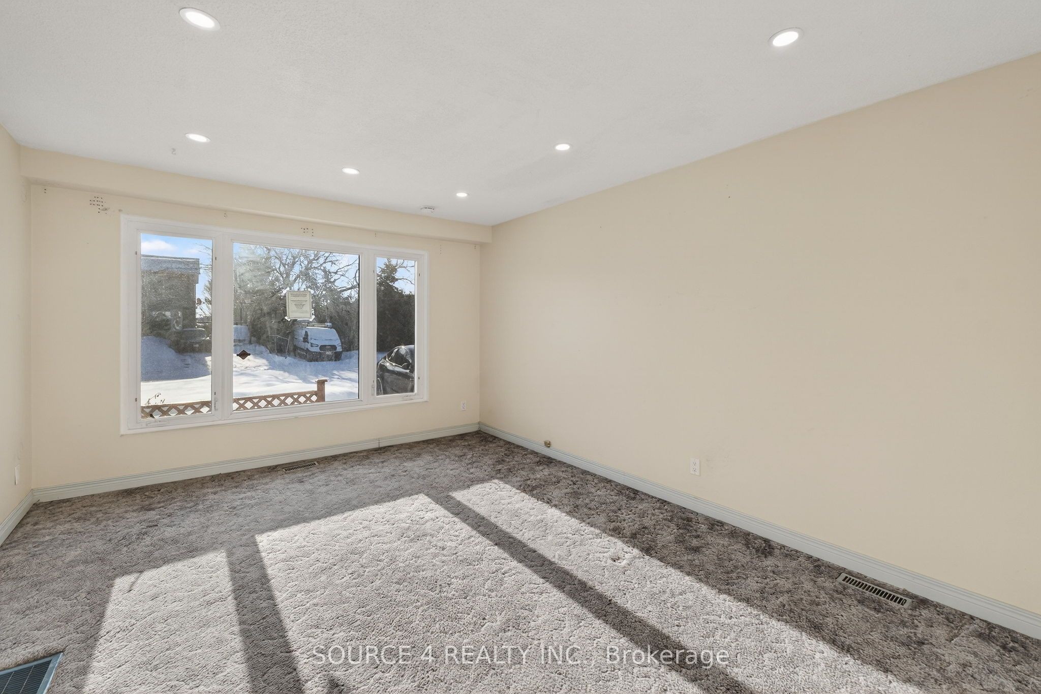 70 Griselda Crescent Property Photo 5