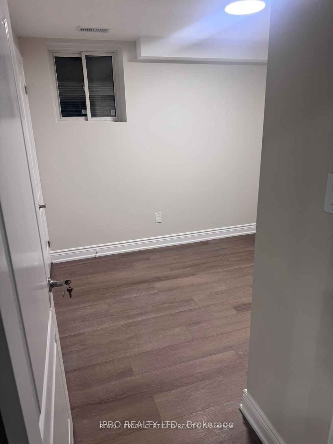 40 Beachville Circle Property Photo 10