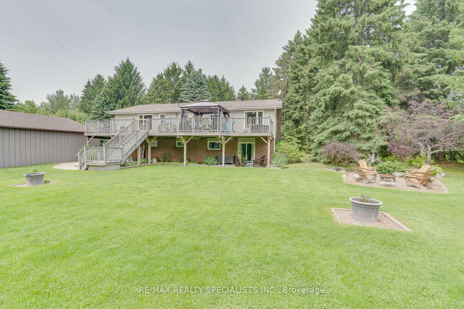 6739 Castlederg Side Road Property Photo 36
