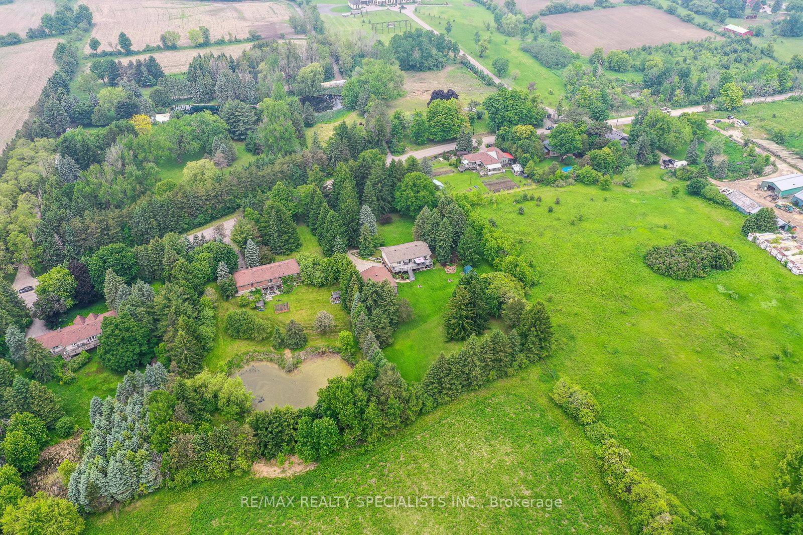 6739 Castlederg Side Road Property Photo 47